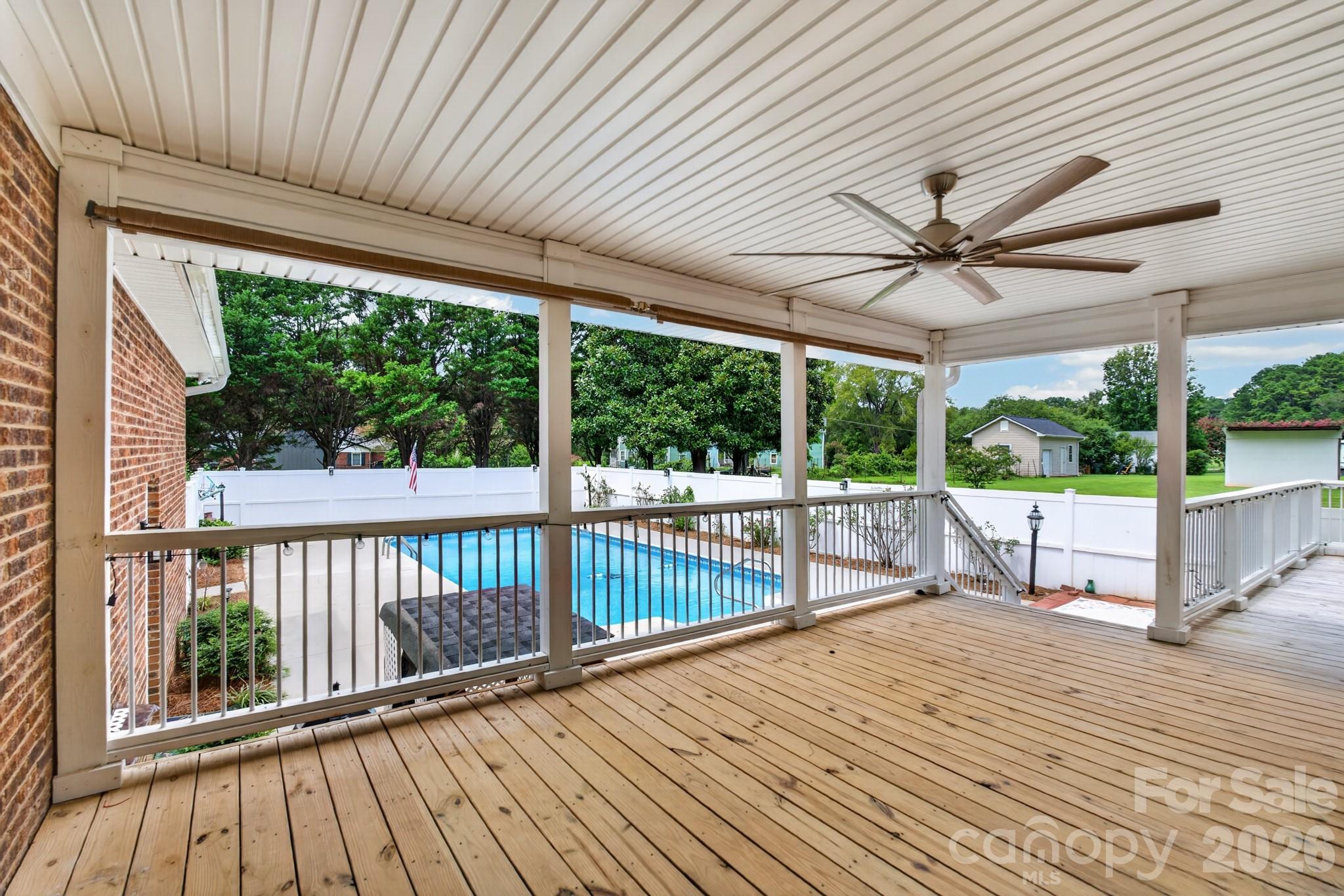 1344 Robbett Court Property Photo 40