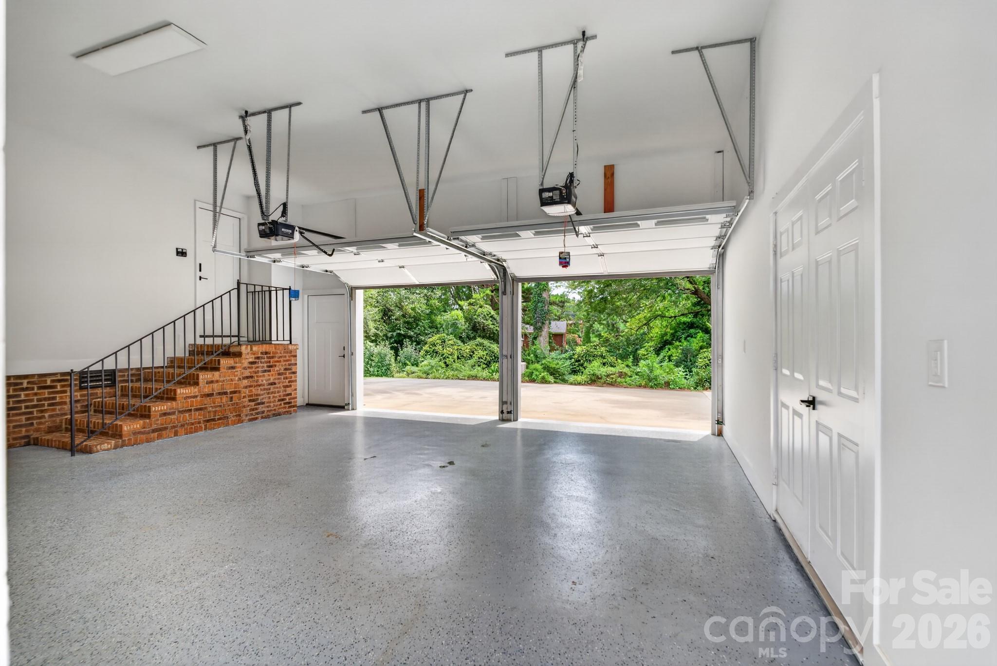 1344 Robbett Court Property Photo 42