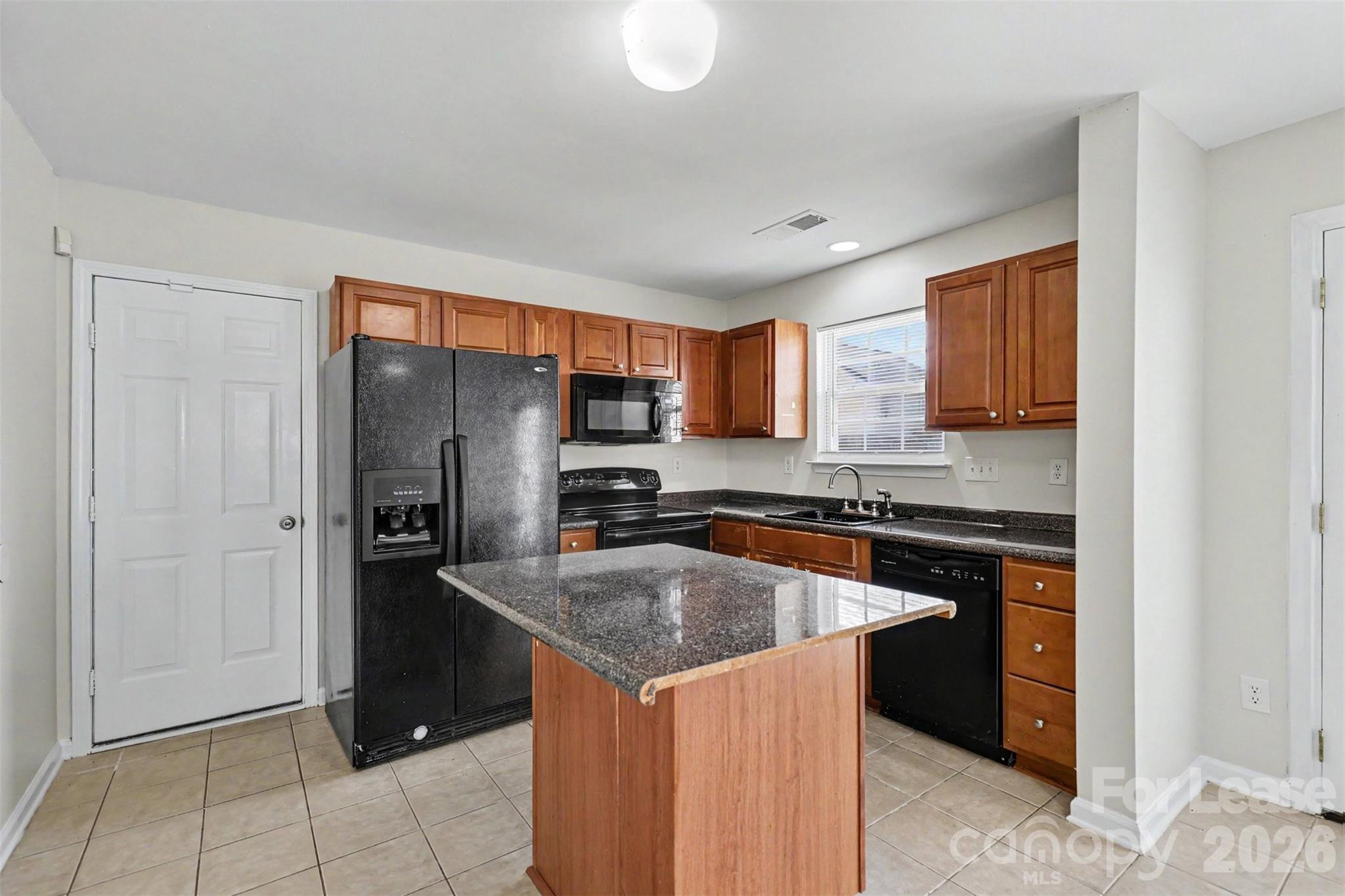 1716 Starling Court Property Photo 9