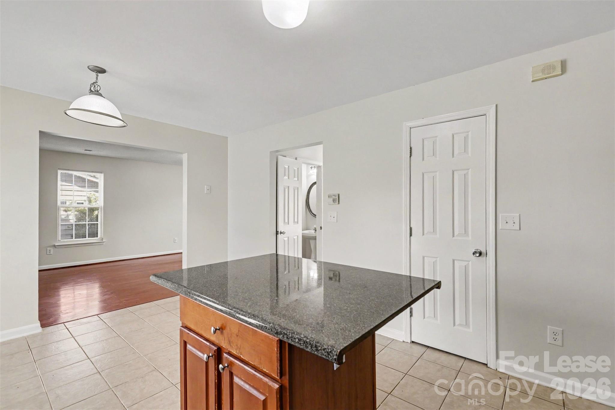 1716 Starling Court Property Photo 12