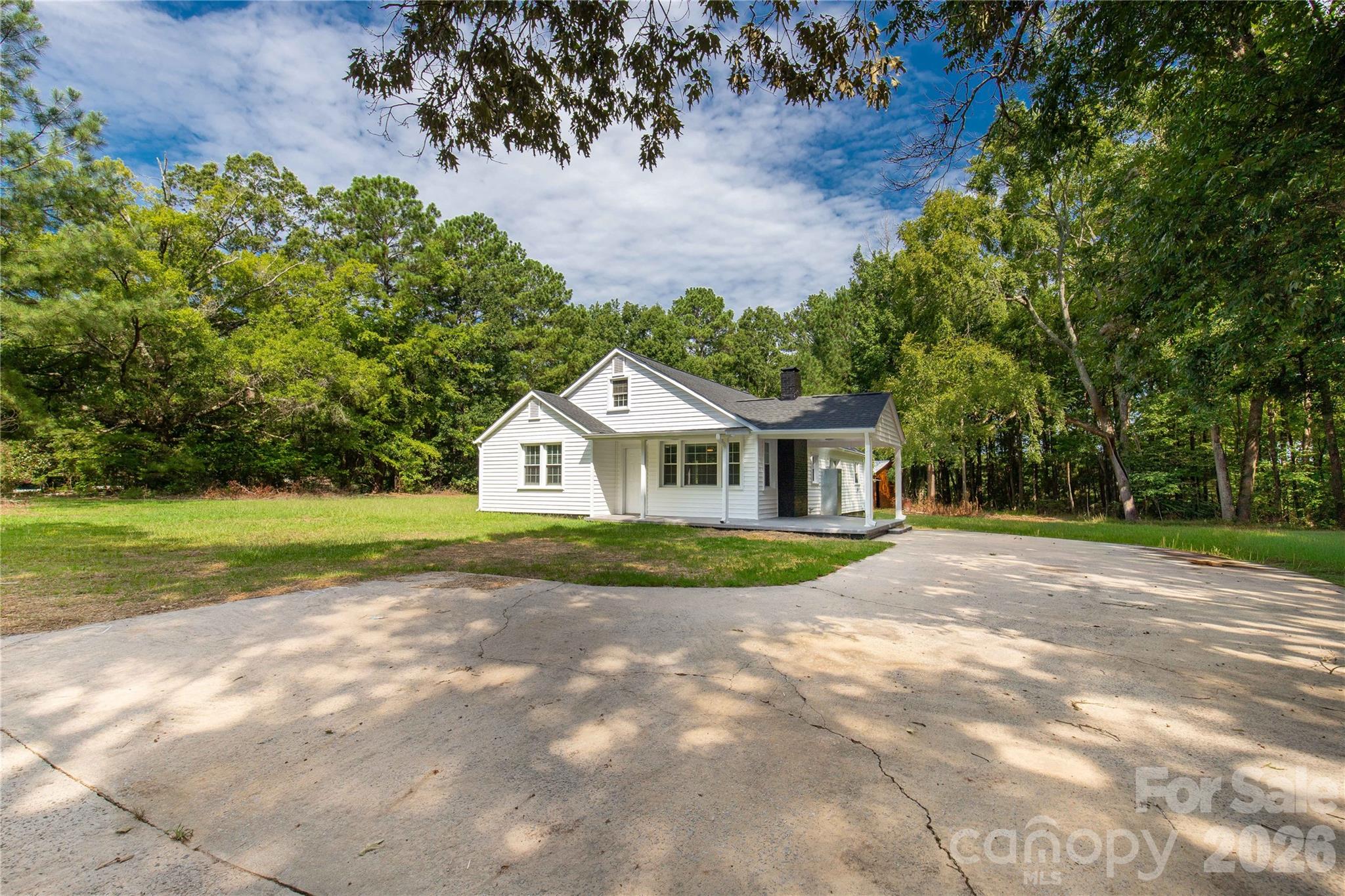 3120 Great Falls Highway Property Photo 1