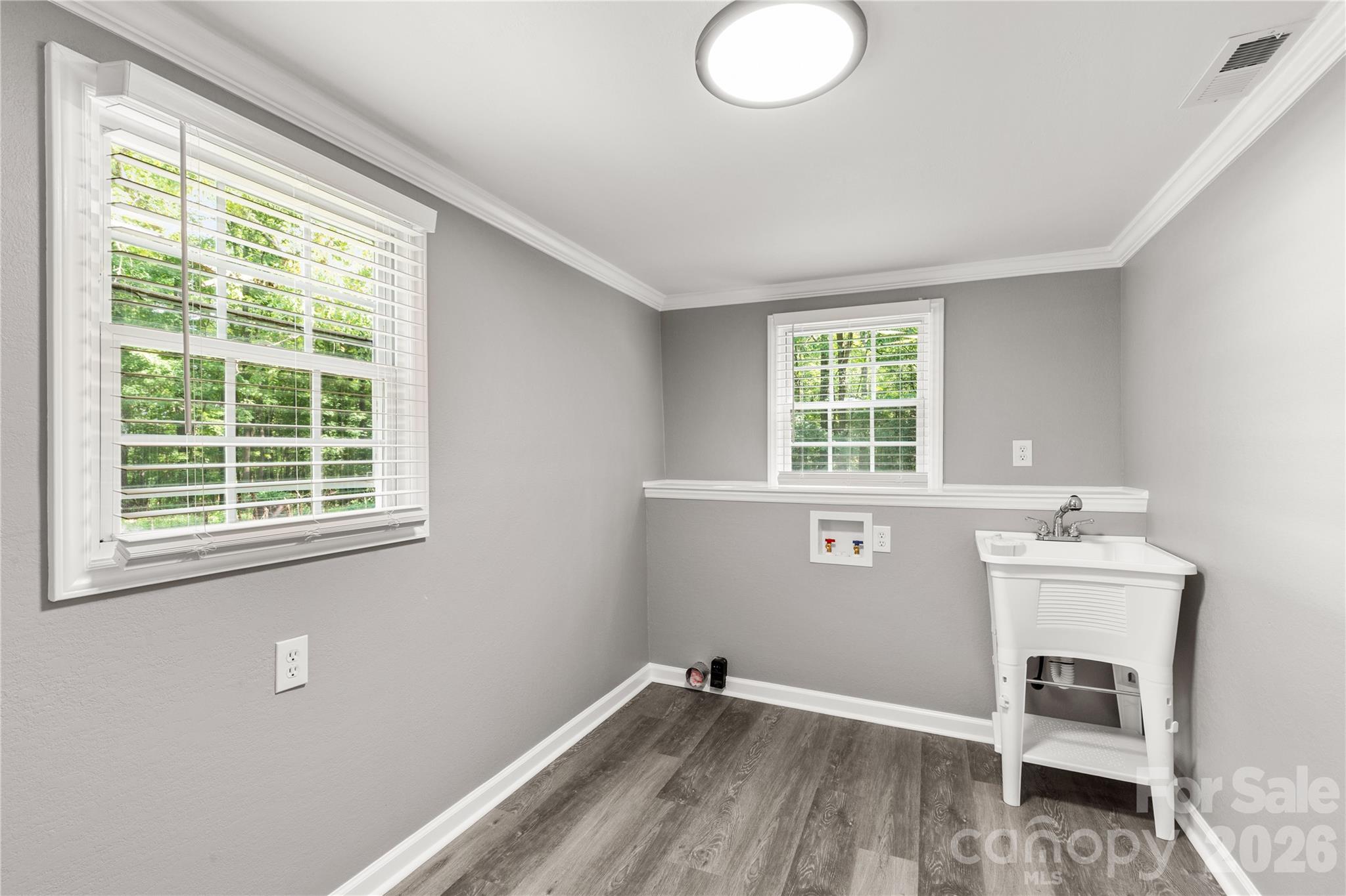 3120 Great Falls Highway Property Photo 10