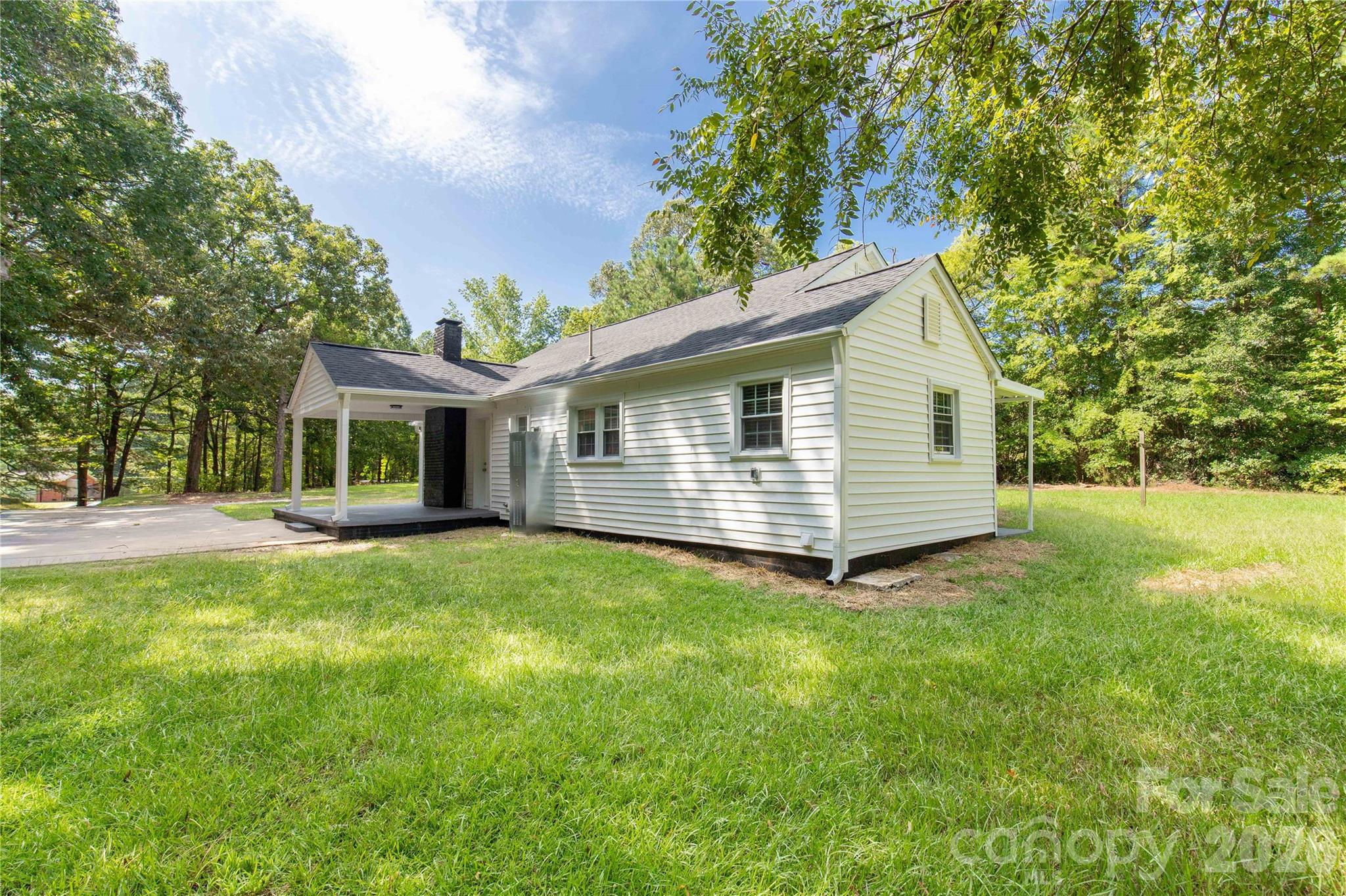 3120 Great Falls Highway Property Photo 16