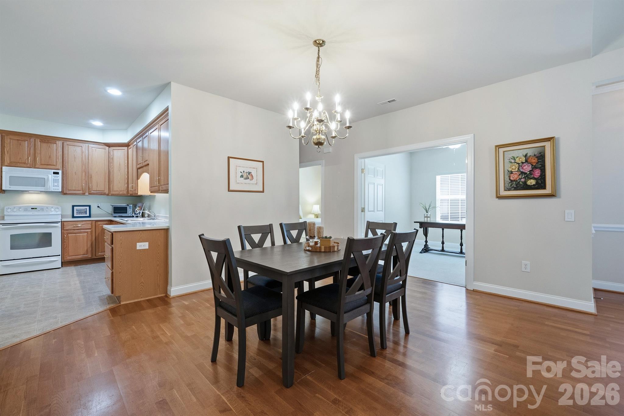 3221 Abbey Walk Lane Property Photo 12