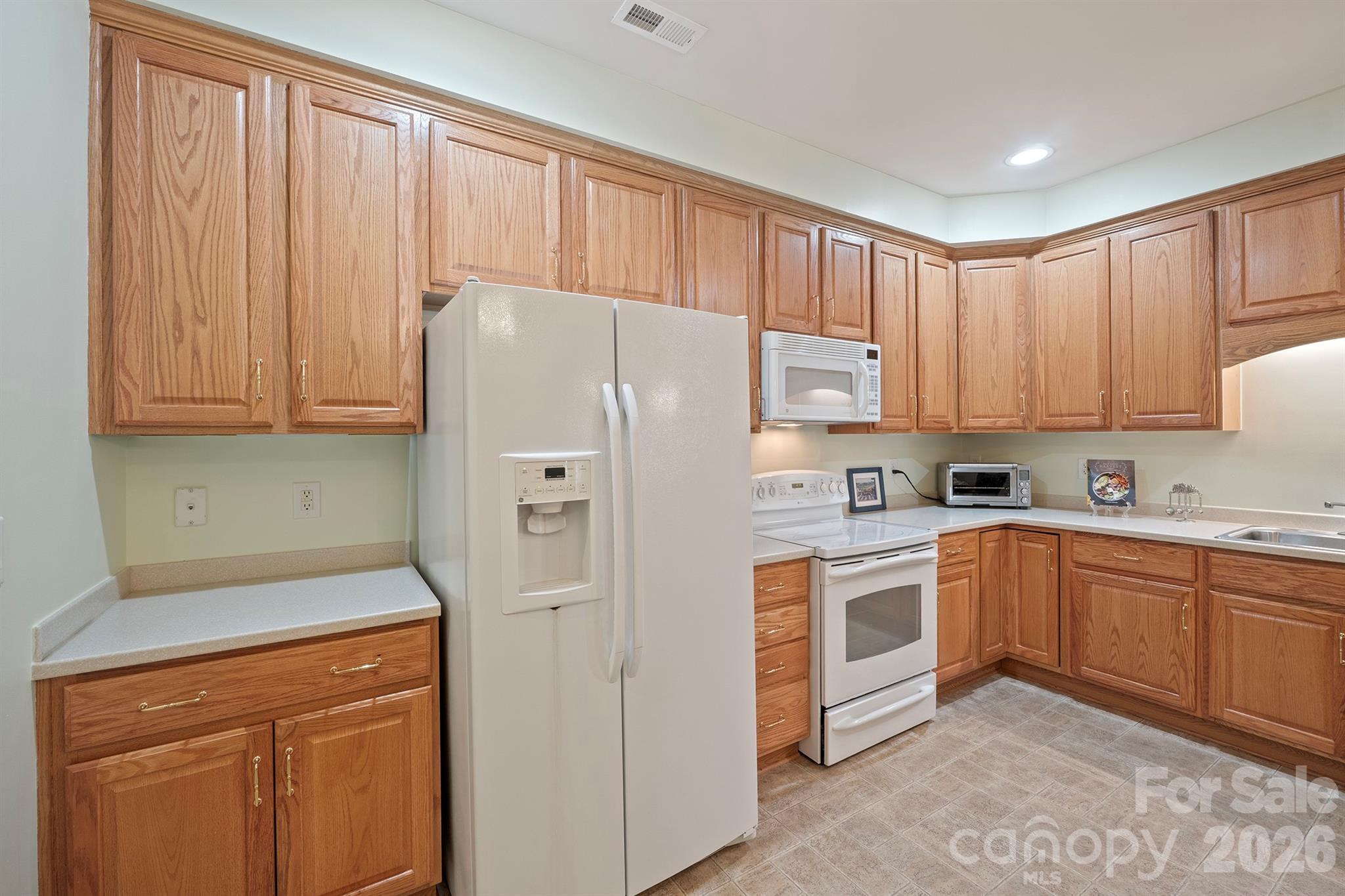3221 Abbey Walk Lane Property Photo 16