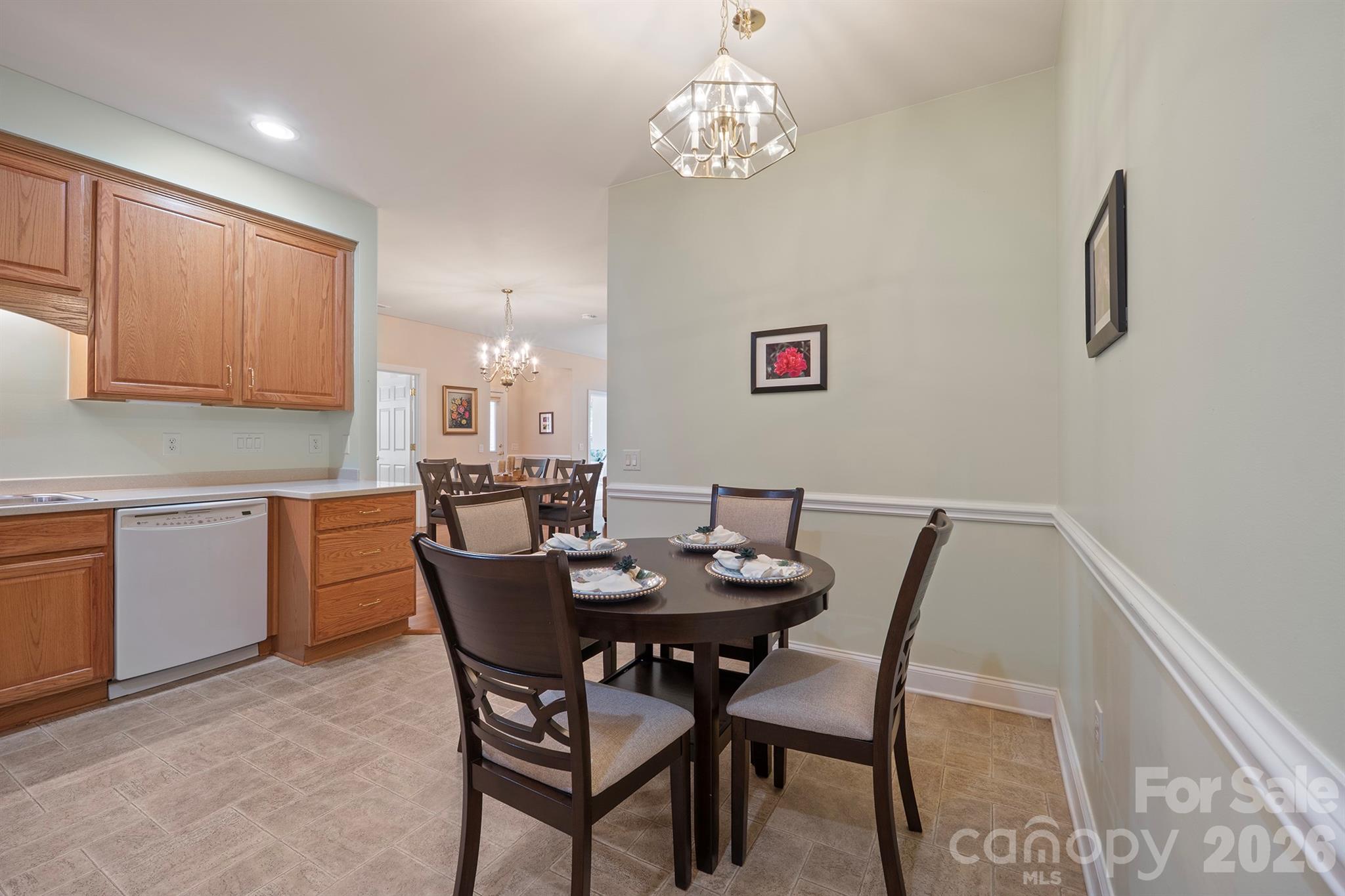 3221 Abbey Walk Lane Property Photo 17