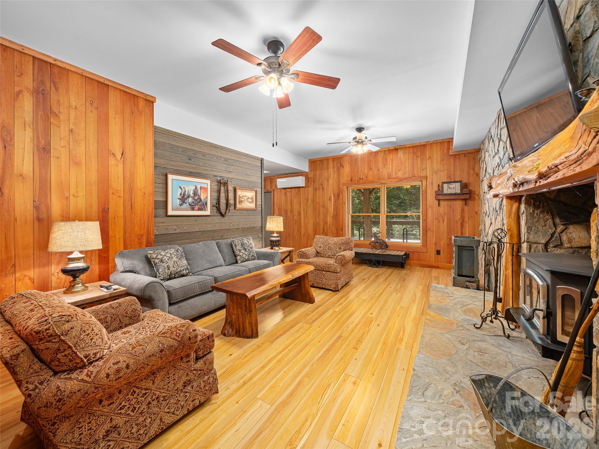 503 White Pine Lane Property Photo 17