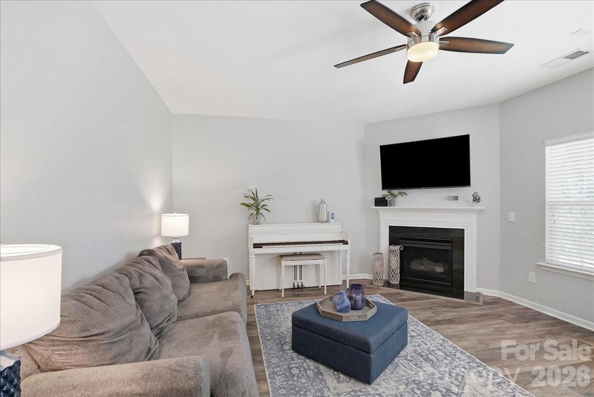 3829 Franklin Meadows Drive Property Photo 9