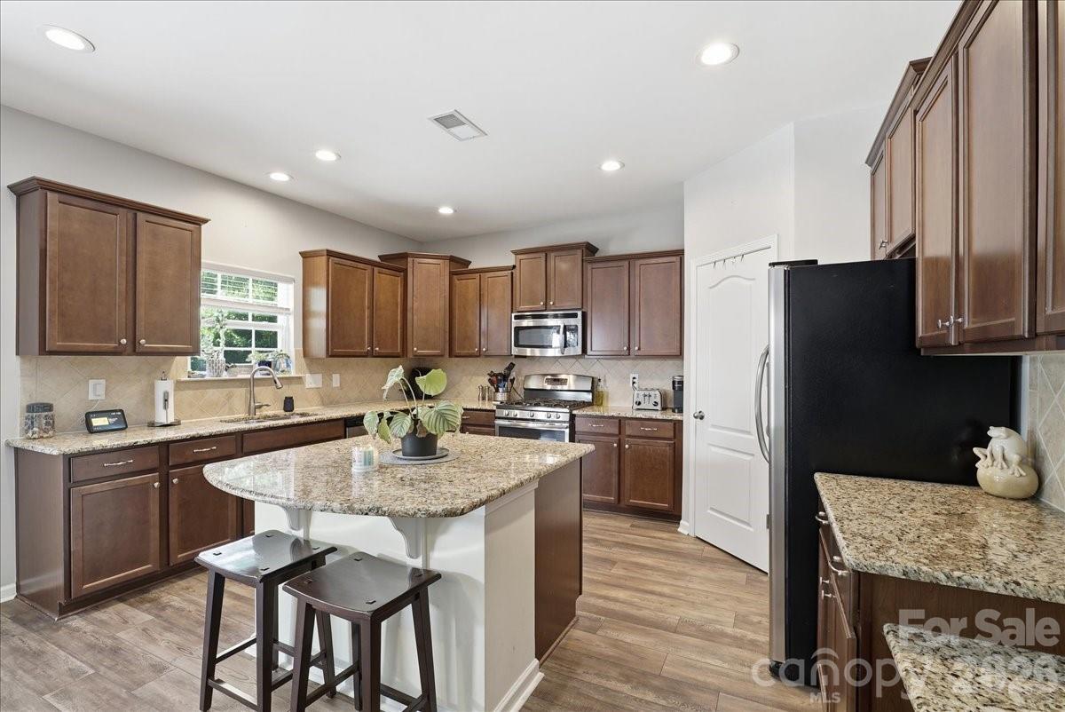 3829 Franklin Meadows Drive Property Photo 14