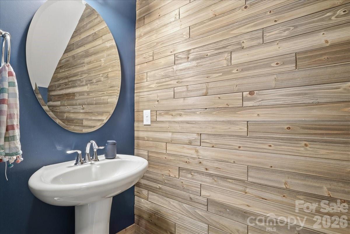 3829 Franklin Meadows Drive Property Photo 16