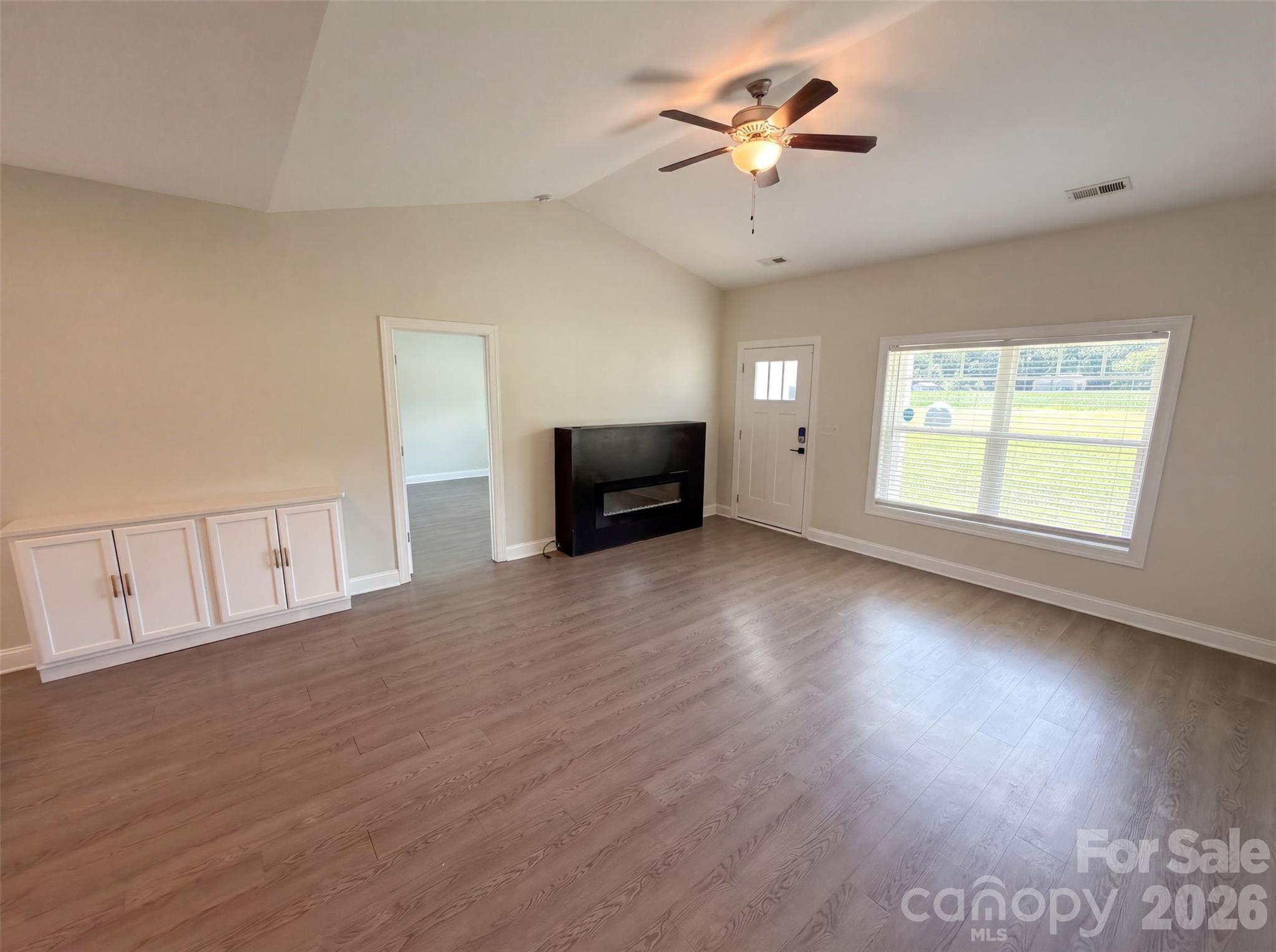 7825 Medlin Road Property Photo 7