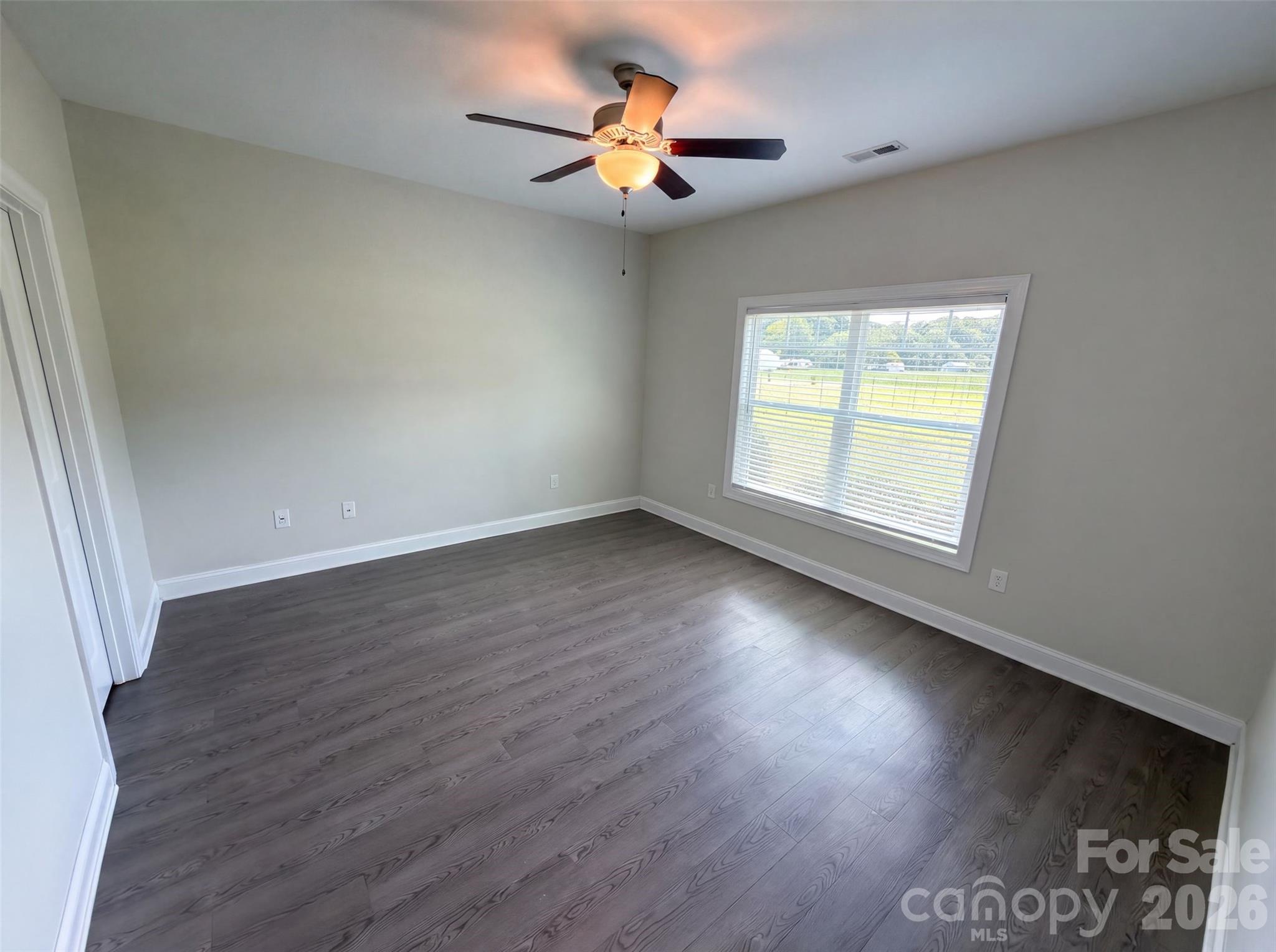 7825 Medlin Road Property Photo 10
