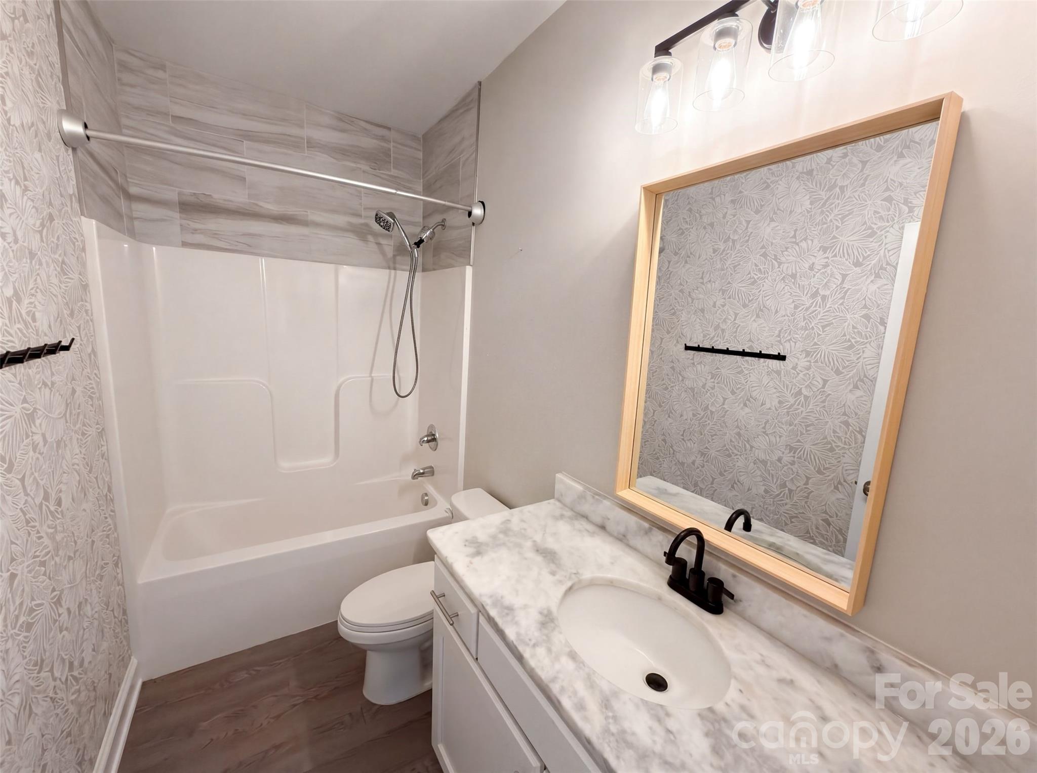 7825 Medlin Road Property Photo 11