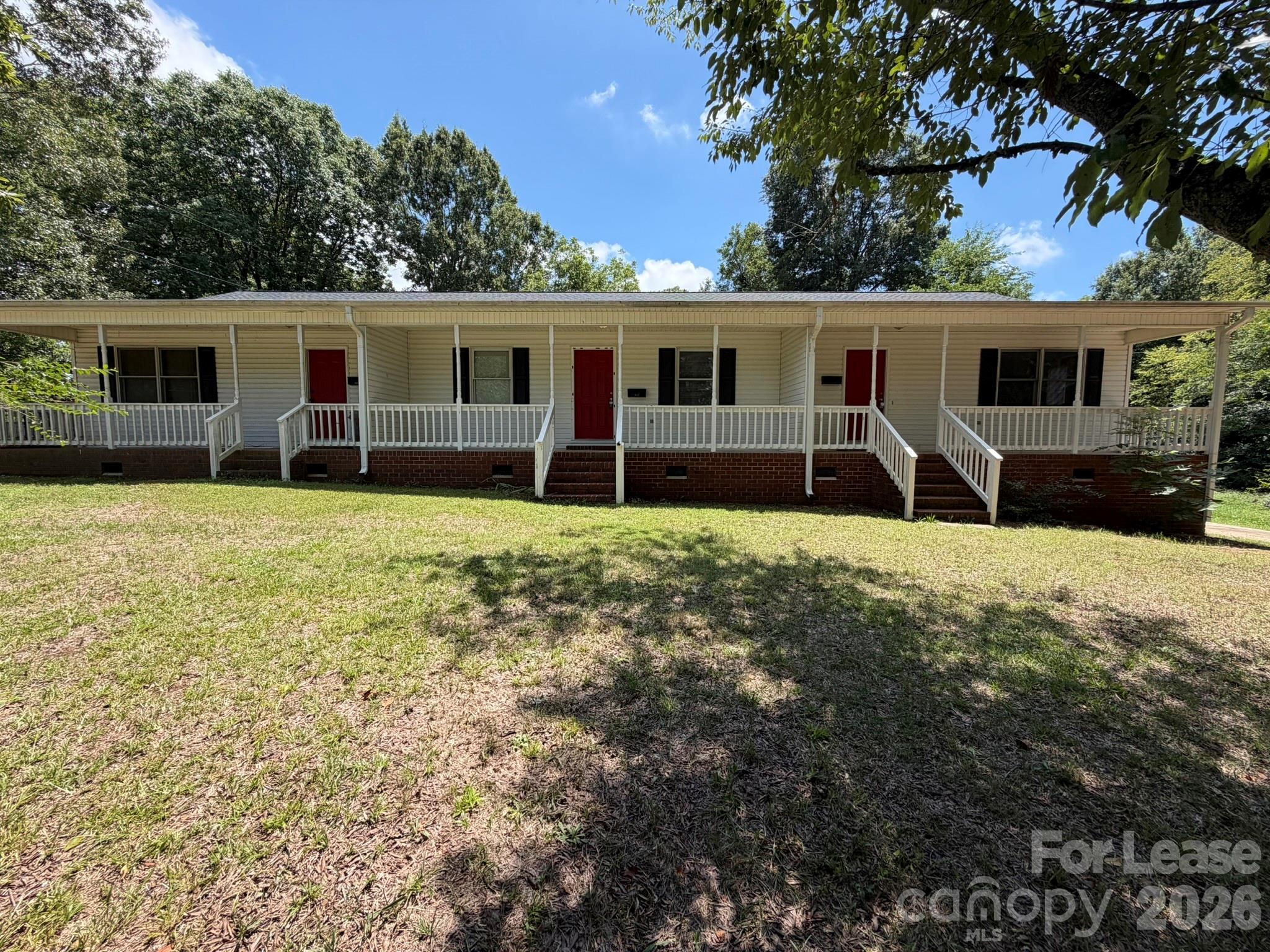 642 Pee Dee Avenue Property Photo 2