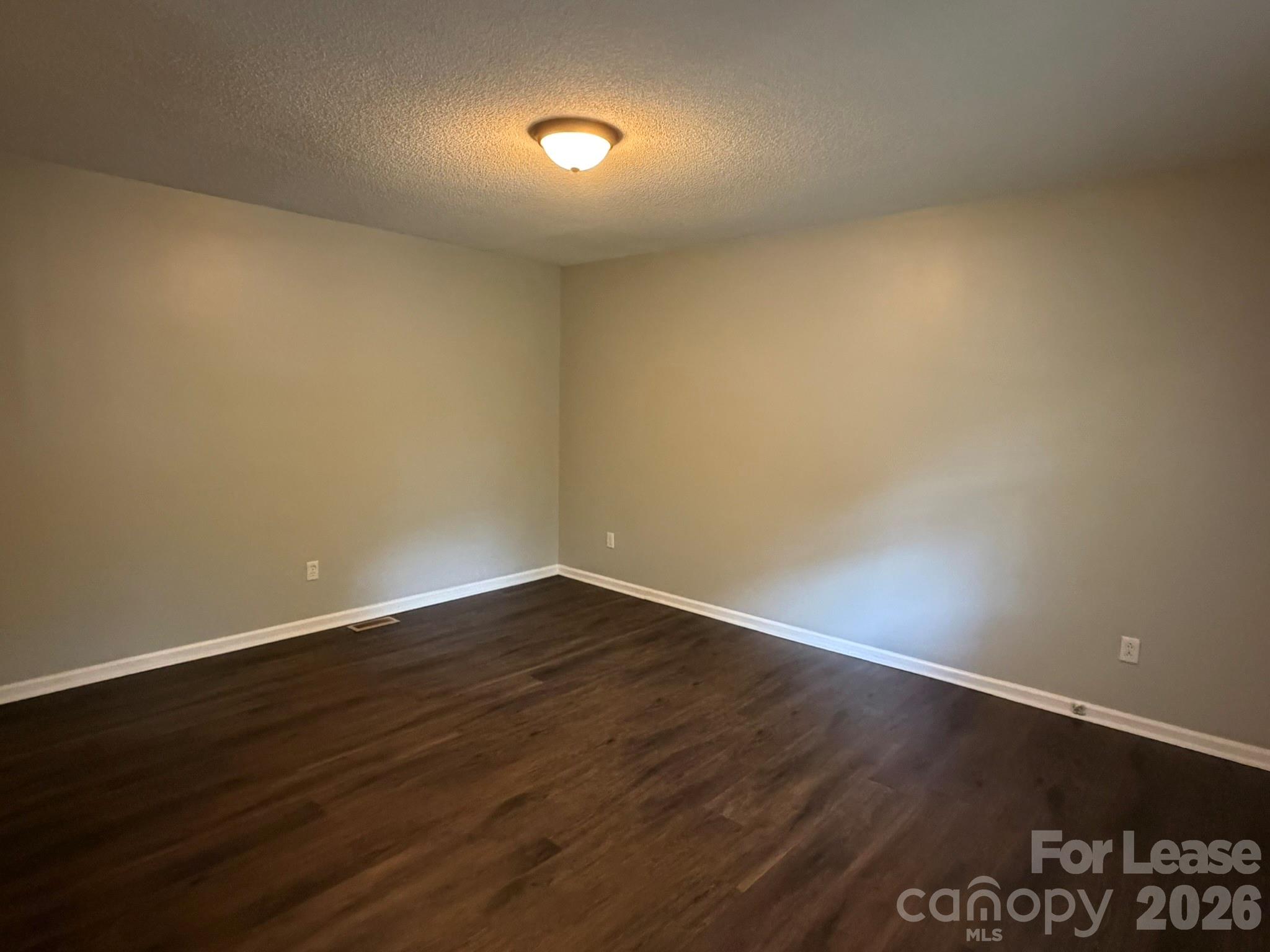 642 Pee Dee Avenue Property Photo 3