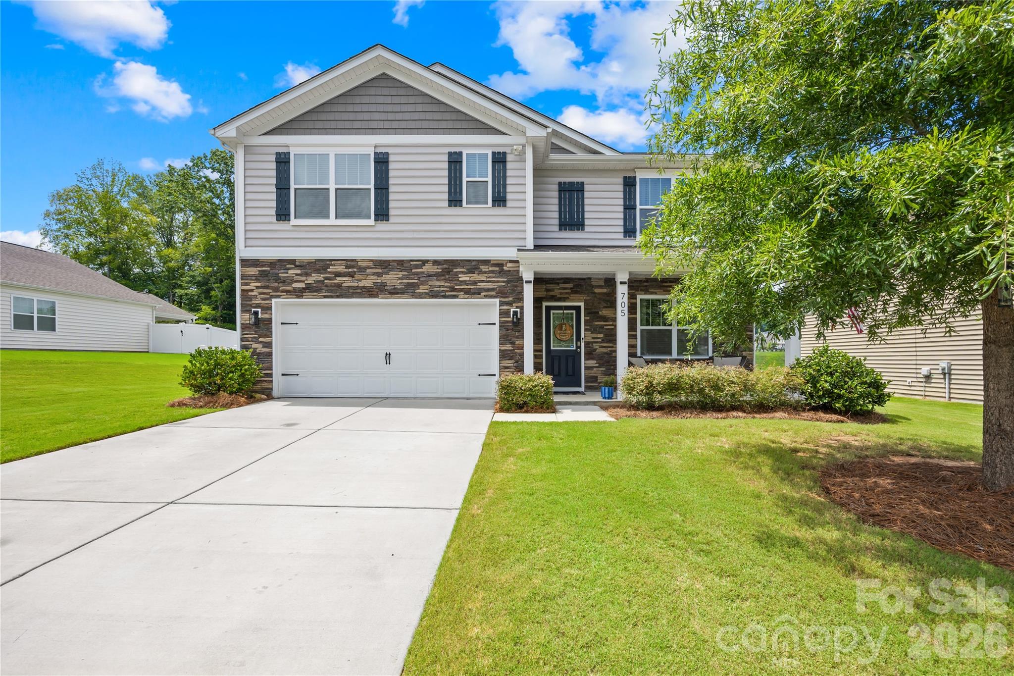 705 Saddlebred Lane Property Photo 1