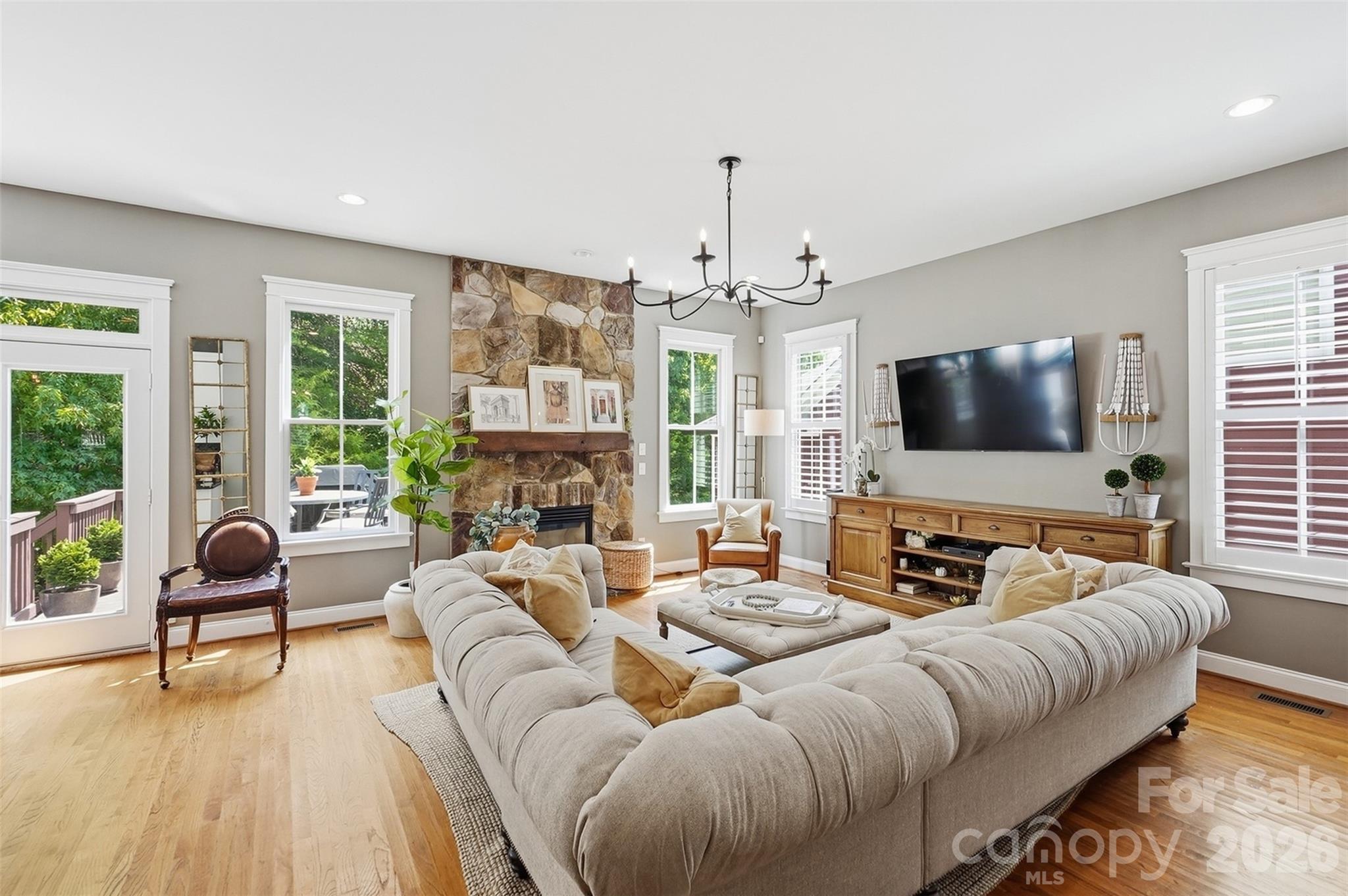 4843 Milford Way Property Photo 17