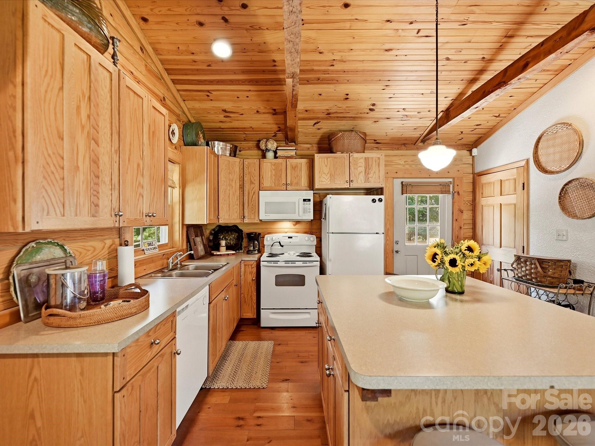 3227 Legend Road Property Photo 14