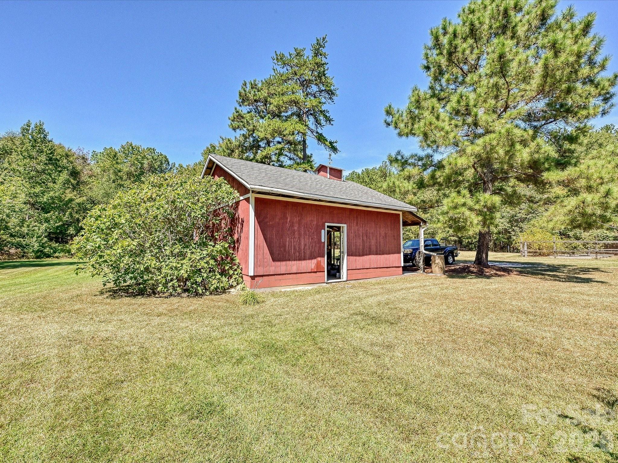 3227 Legend Road Property Photo 25