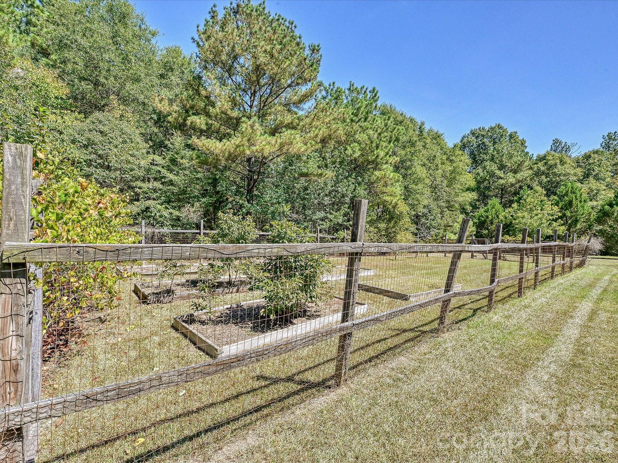3227 Legend Road Property Photo 28