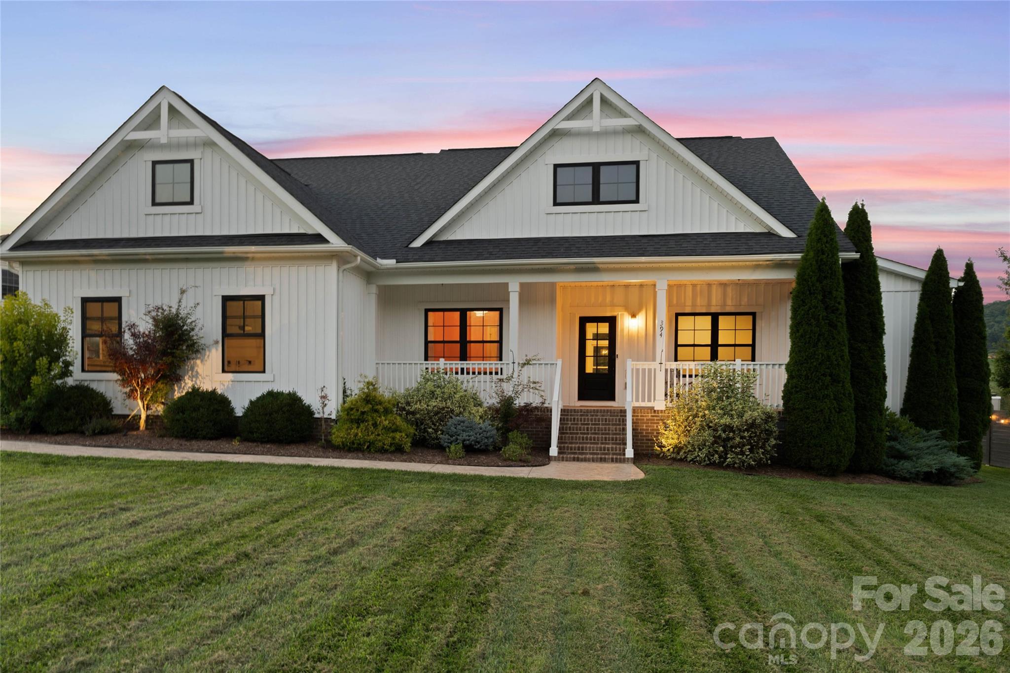 394 Kellwood Drive Property Photo 1