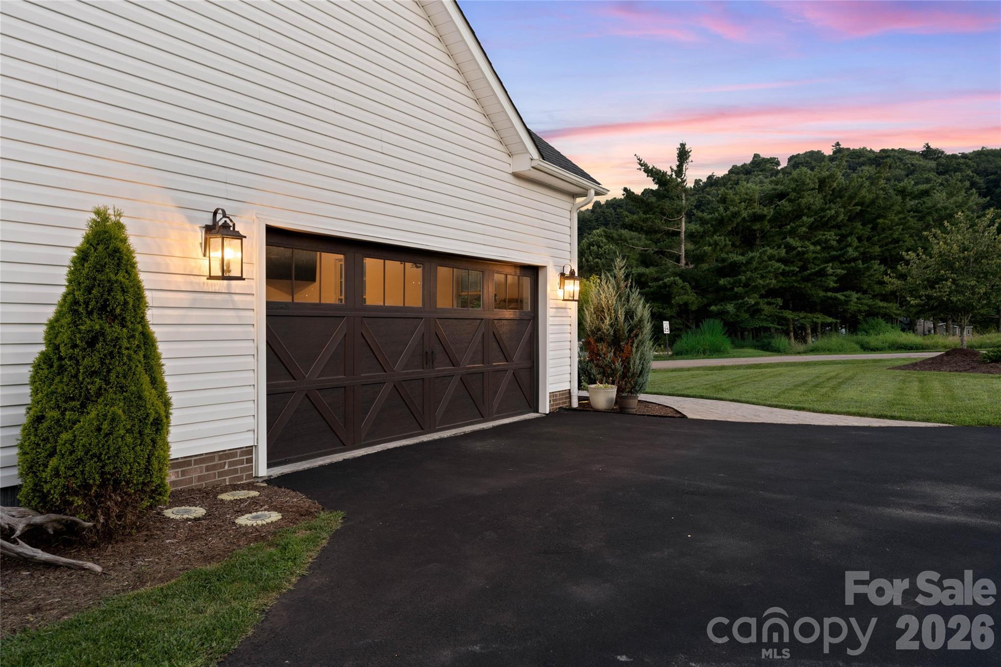 394 Kellwood Drive Property Photo 36