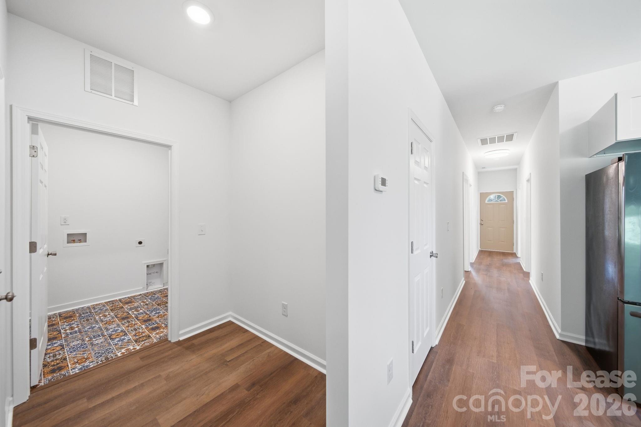 1533 S Battleground Avenue Property Photo 28