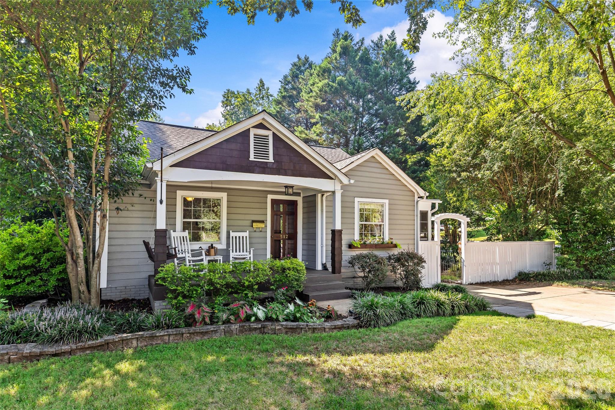 512 Bascom Street Property Photo 2