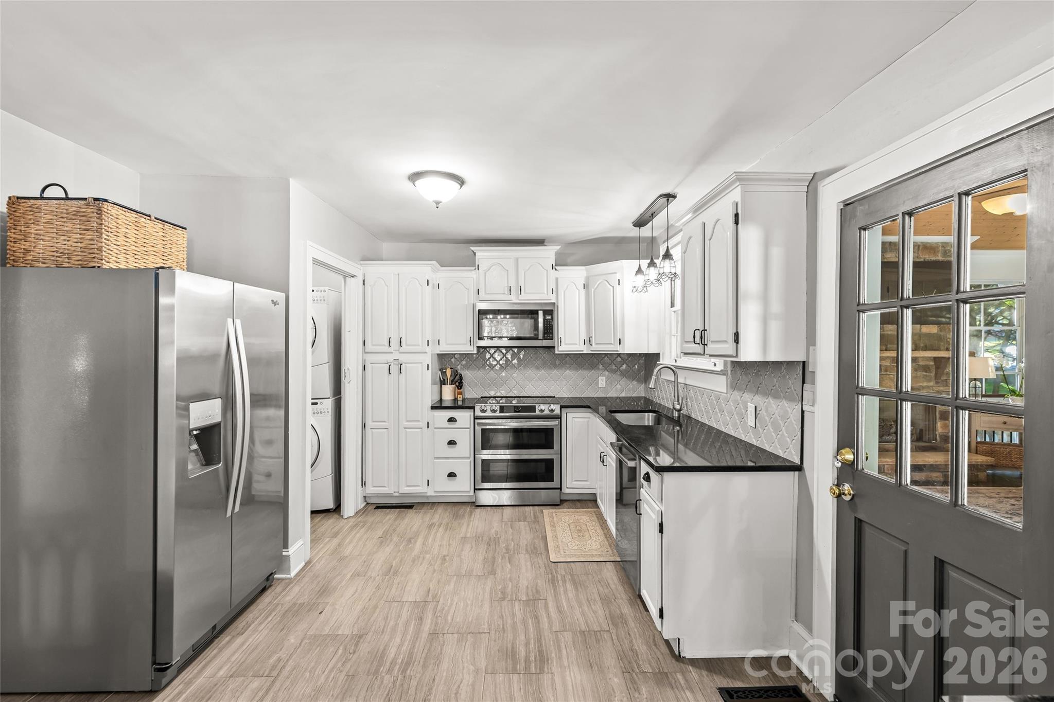 512 Bascom Street Property Photo 17