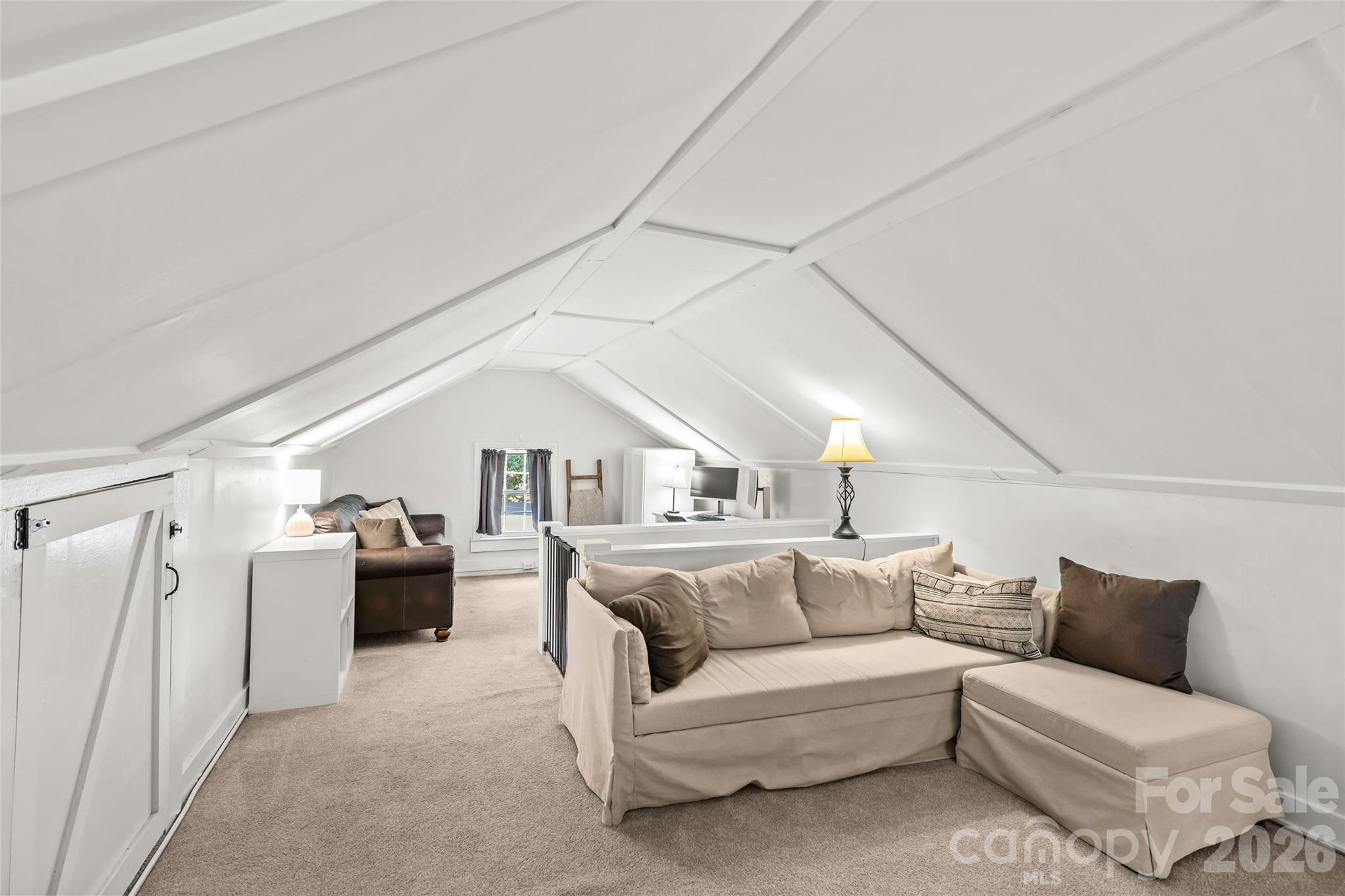 512 Bascom Street Property Photo 29