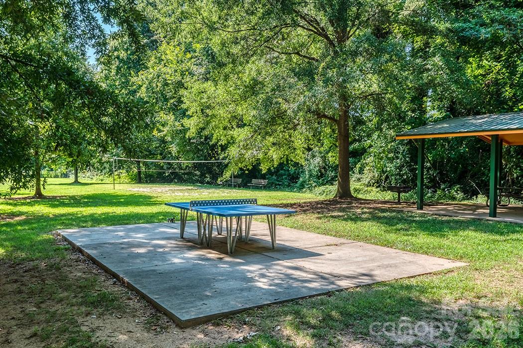 512 Bascom Street Property Photo 48