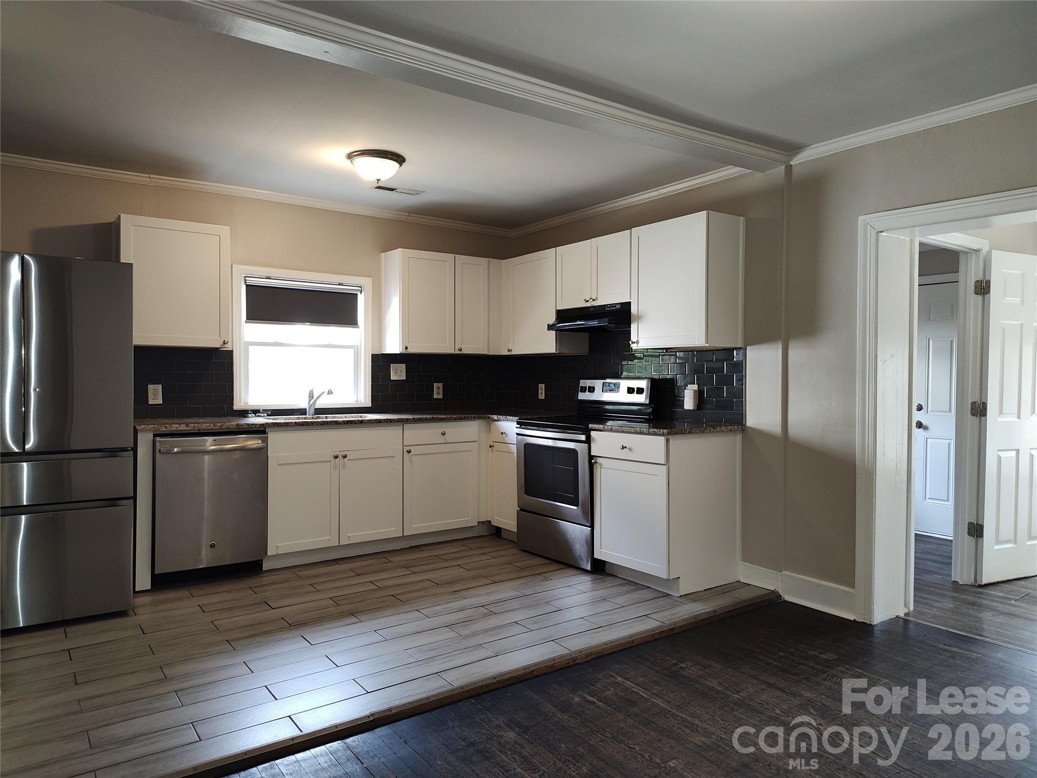 1405 Shamrock Drive Property Photo 4