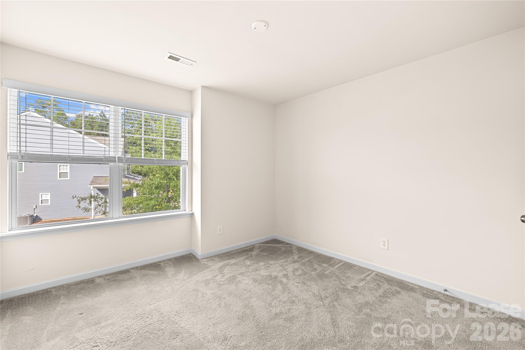 4412437 Property Photo 15