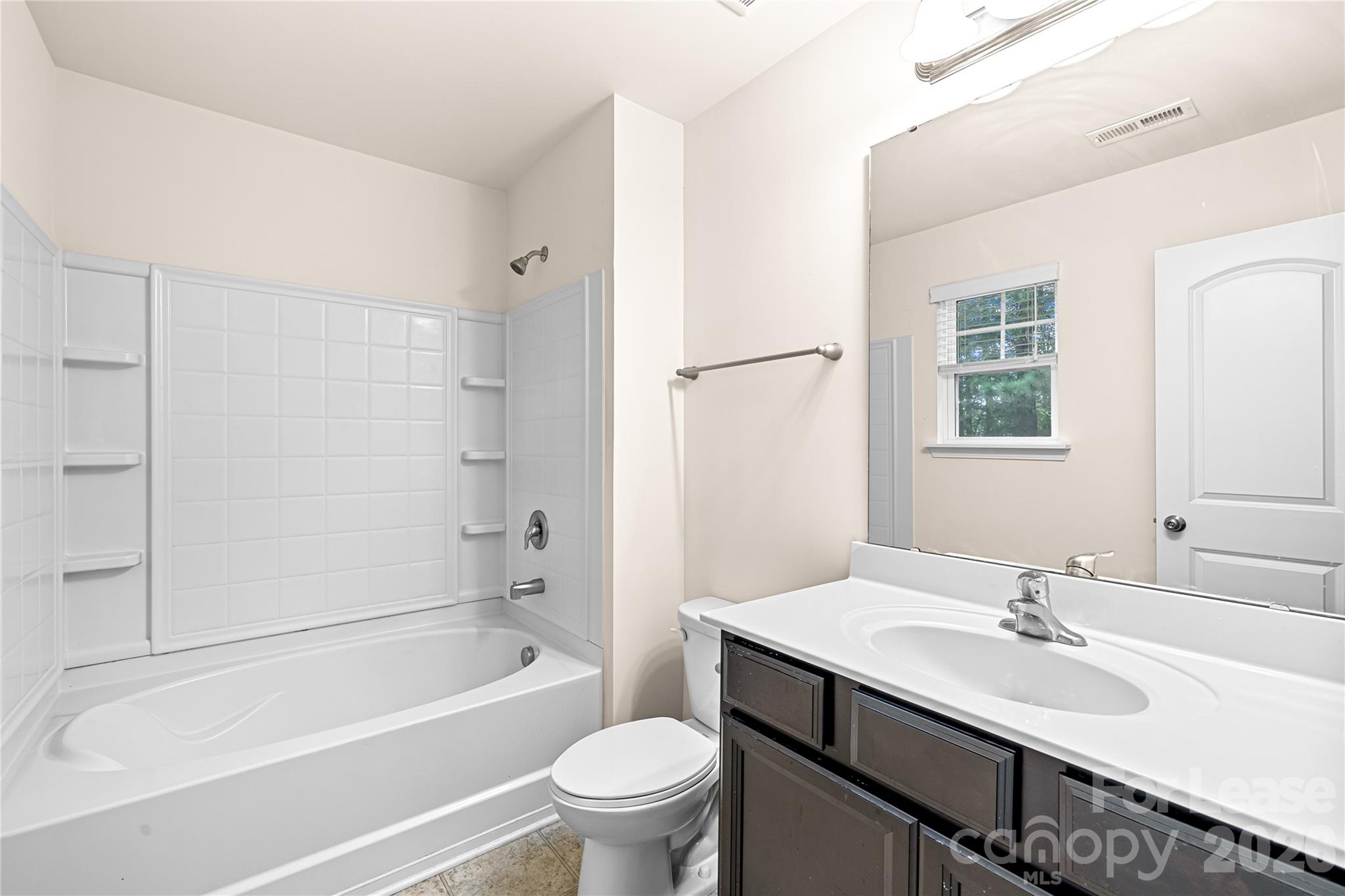 4412437 Property Photo 16
