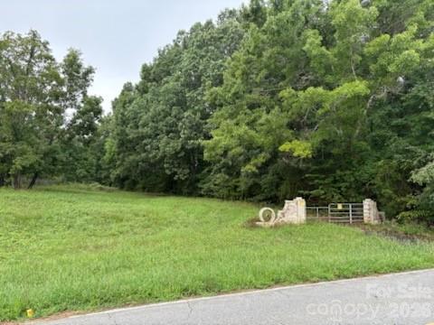 2330 Hoey Church Road 52-60 Property Photo 6