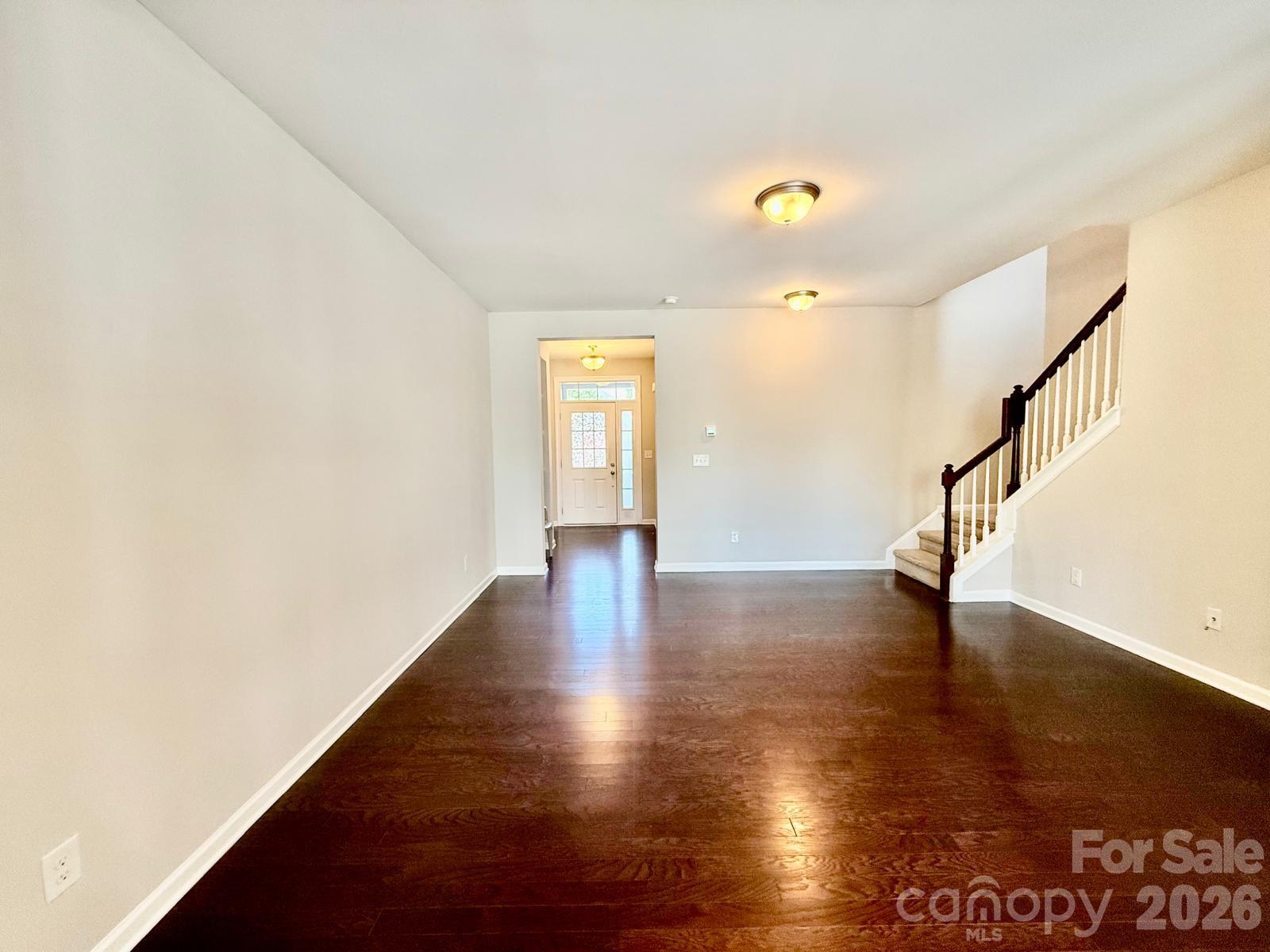 5658 Stonewells Drive Property Photo 3
