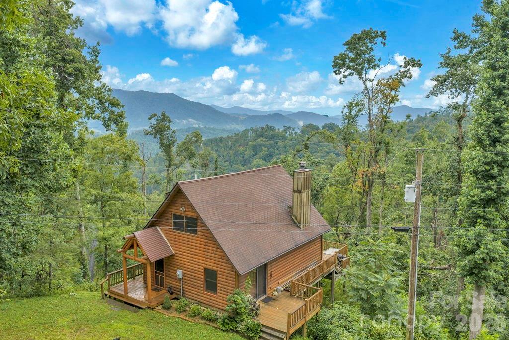 1894 Left Fork Run Road Property Photo 2