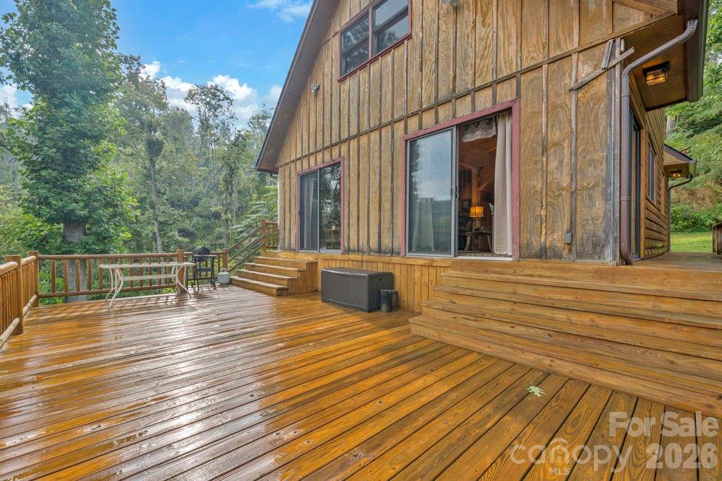 1894 Left Fork Run Road Property Photo 7