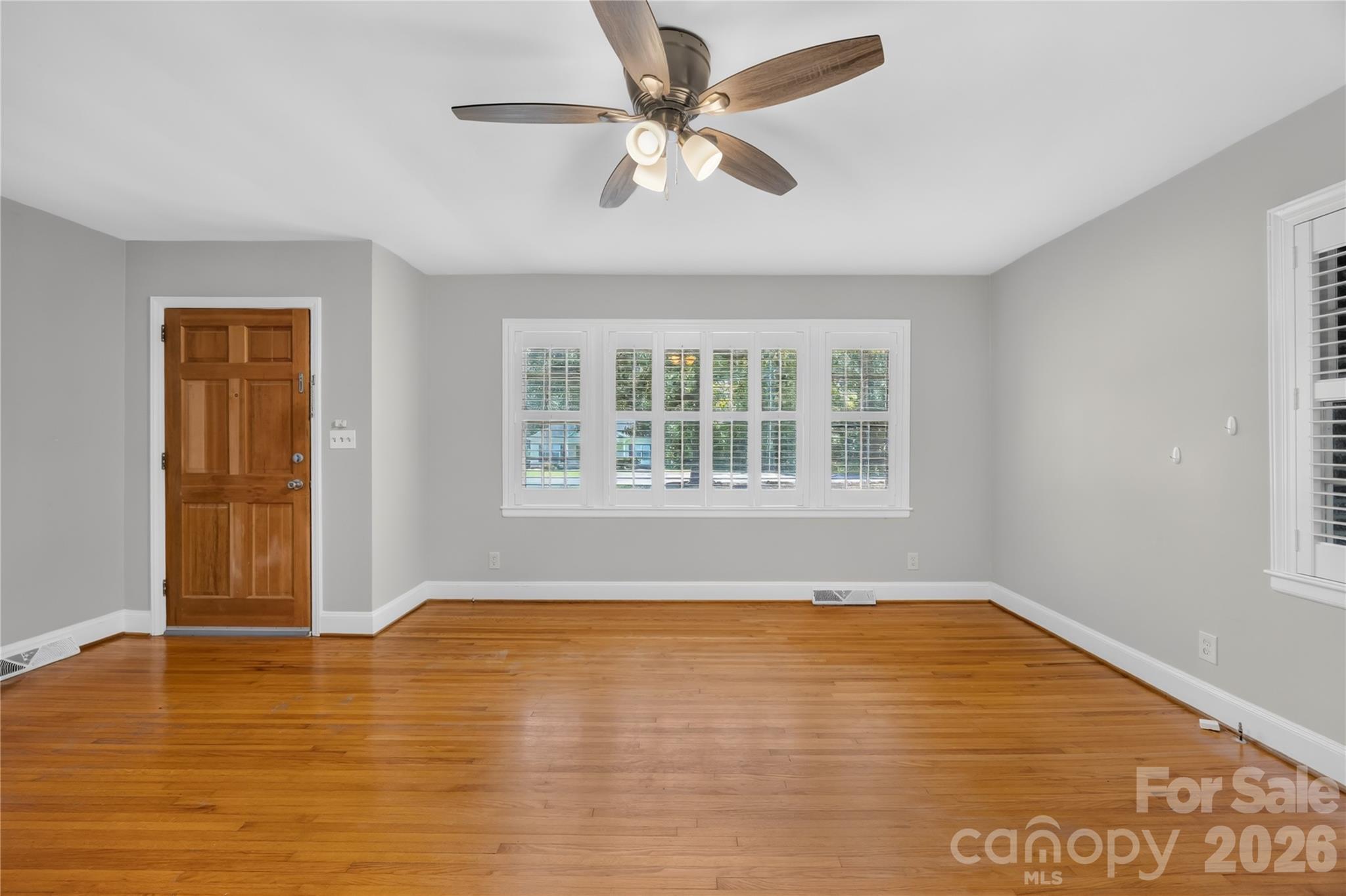 1012 Forest Drive Property Photo 3