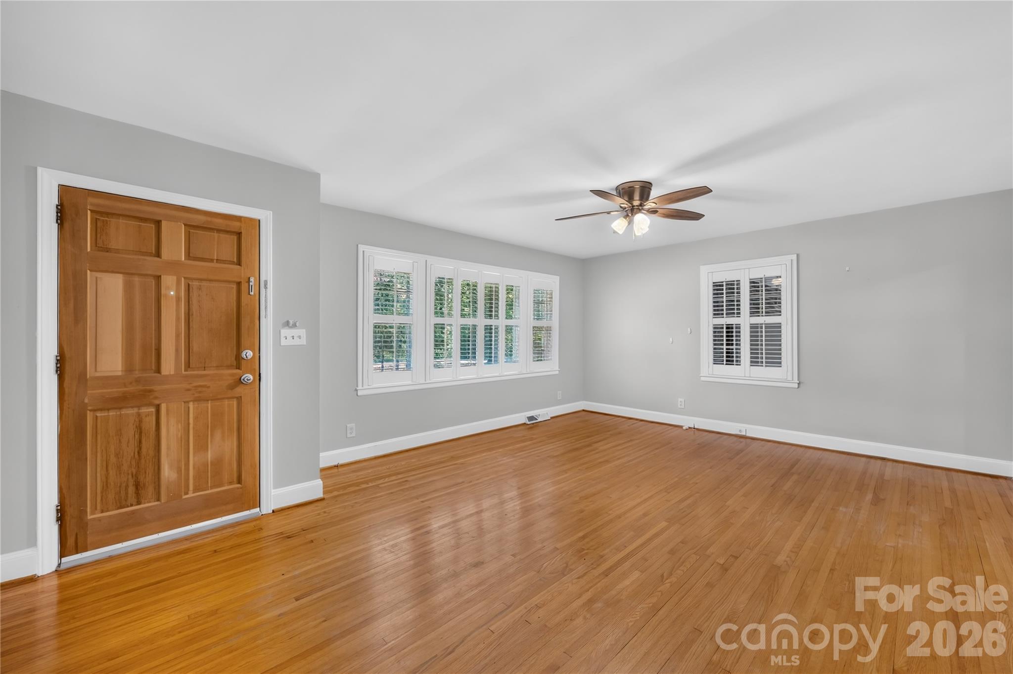 1012 Forest Drive Property Photo 4
