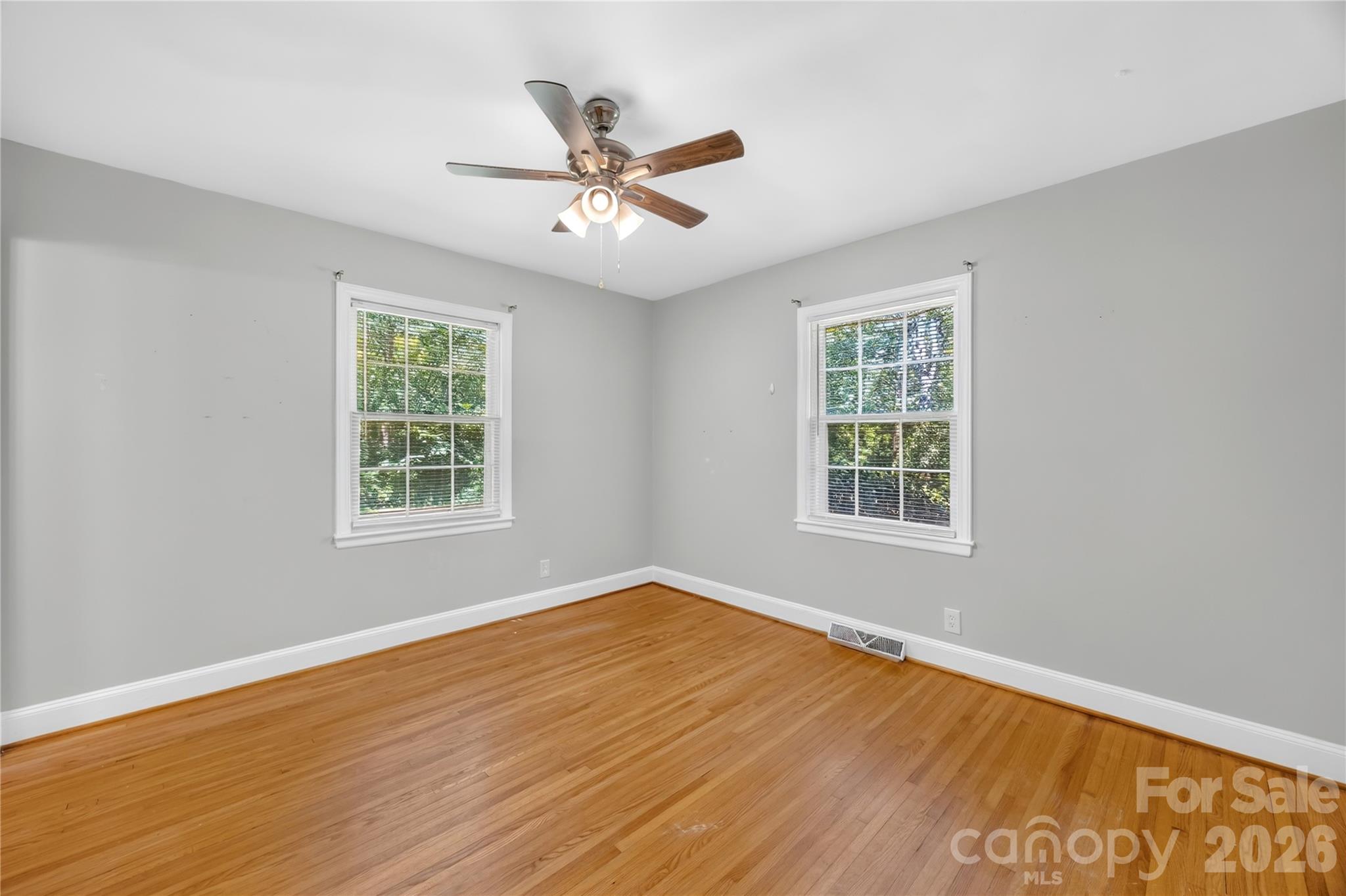 1012 Forest Drive Property Photo 22