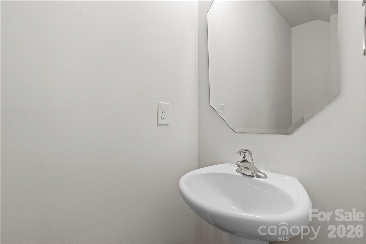 6066 Benedict Place Property Photo 12