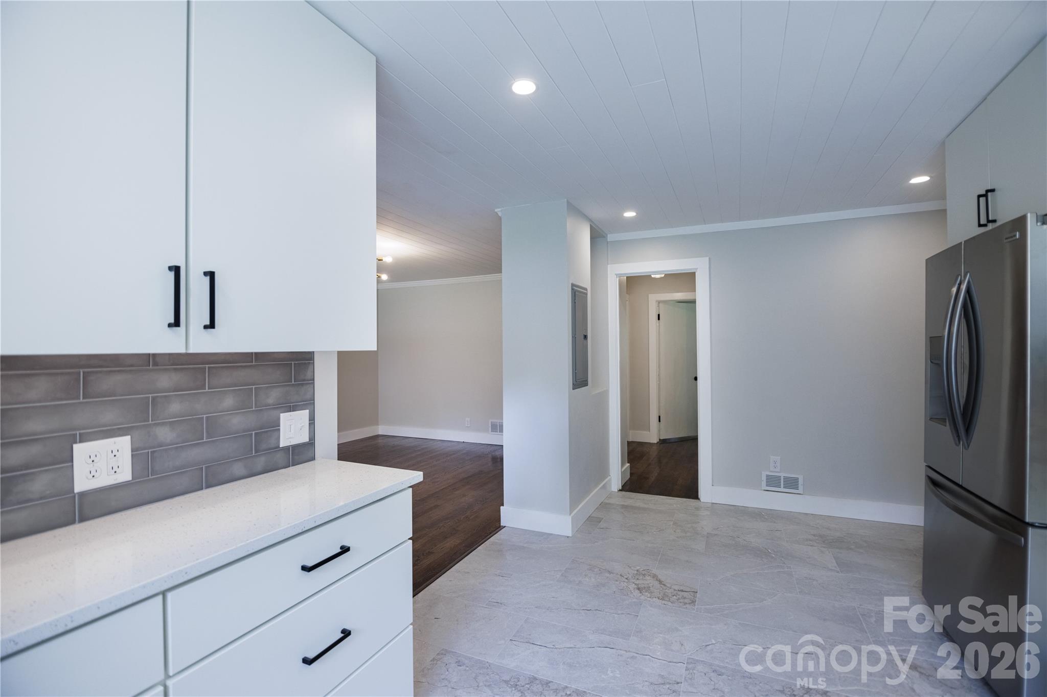228 Grove Street Property Photo 11