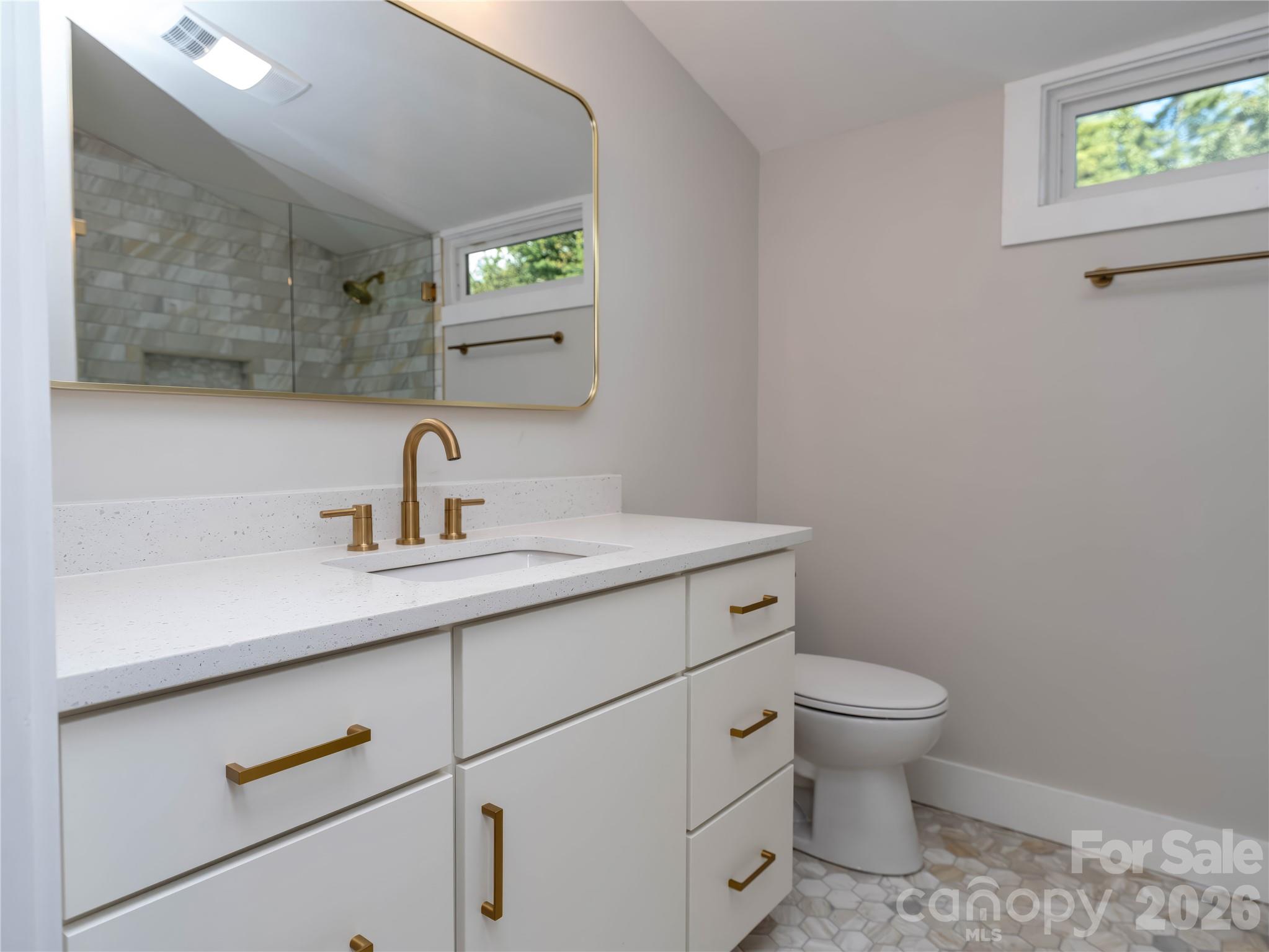 228 Grove Street Property Photo 16
