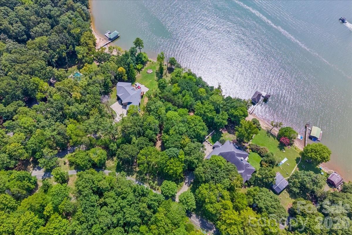 4101 Tuffy Lane Property Photo 2