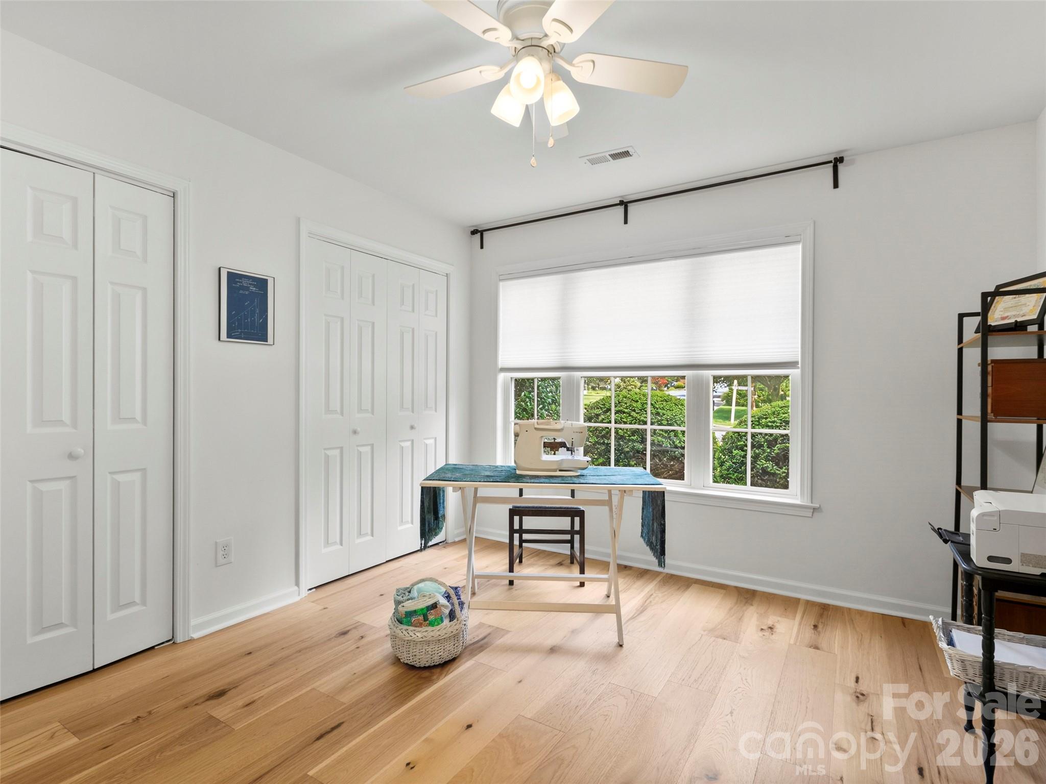 54 English Oak Road Property Photo 16