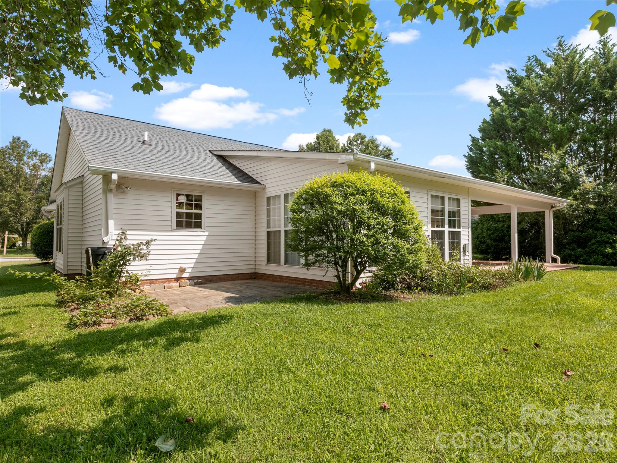 54 English Oak Road Property Photo 23