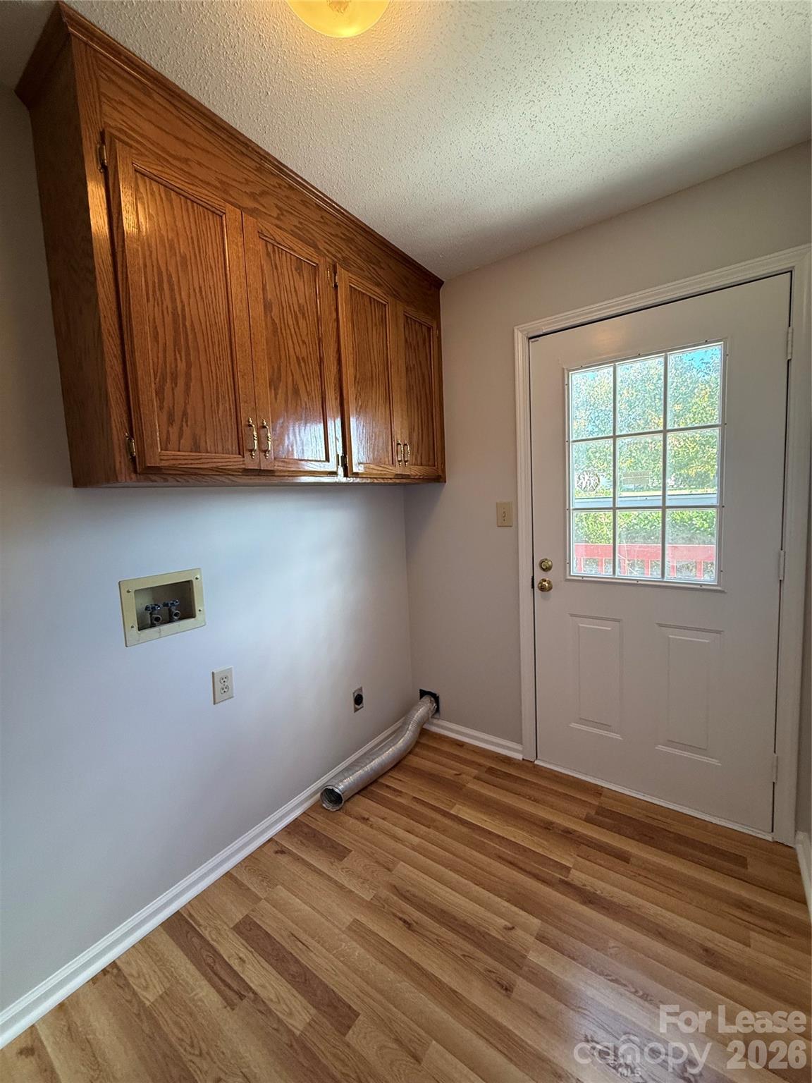 869 Crystal Springs Drive Property Photo 4