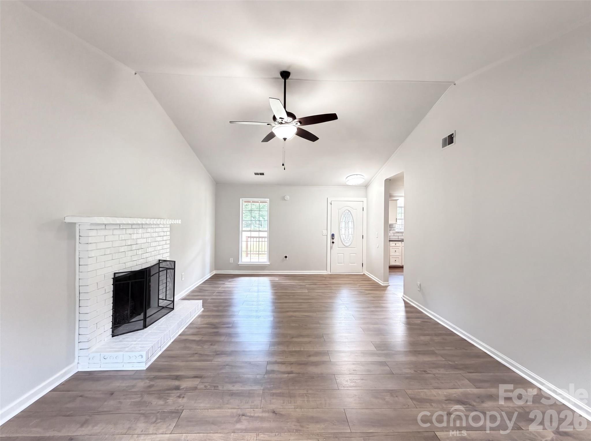 10244 Gloman Court Property Photo 12