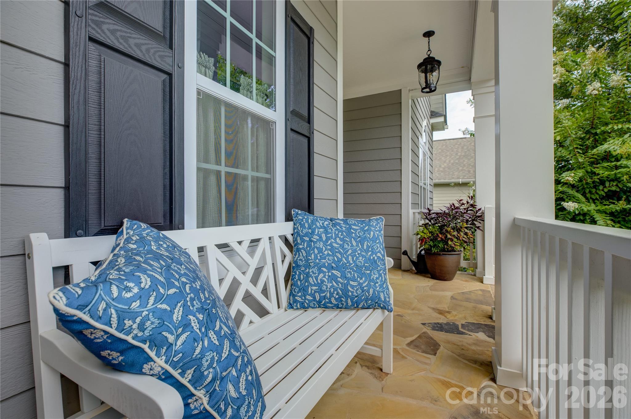 17615 Caddy Court Property Photo 3